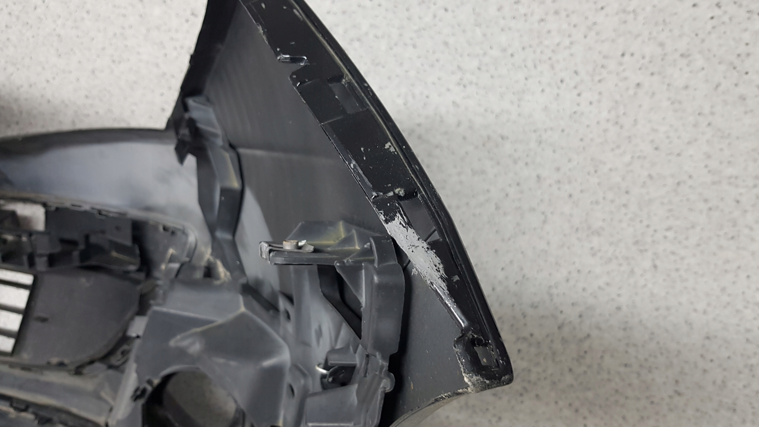 RENAULT SCENIC III 3 2009 - bumper front 9003