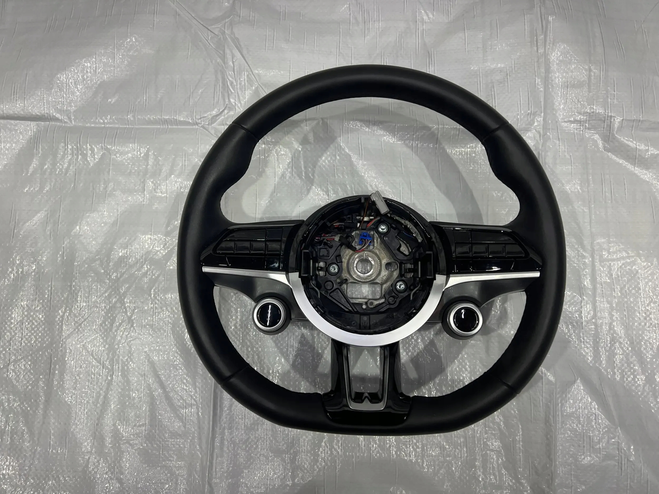 MASERATI ГРЕЦЬКА КЕРМО