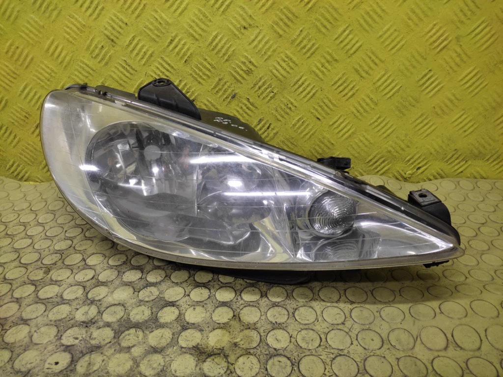 PEUGEOT 206 REFLEKTOR light right front 9628666780