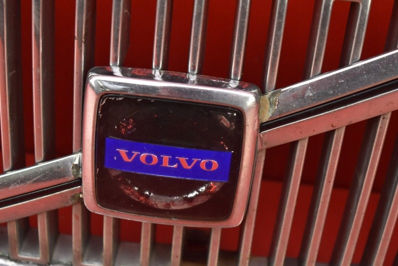 решетка радиатора хром 9178087 volvo S80 1 и 98-06