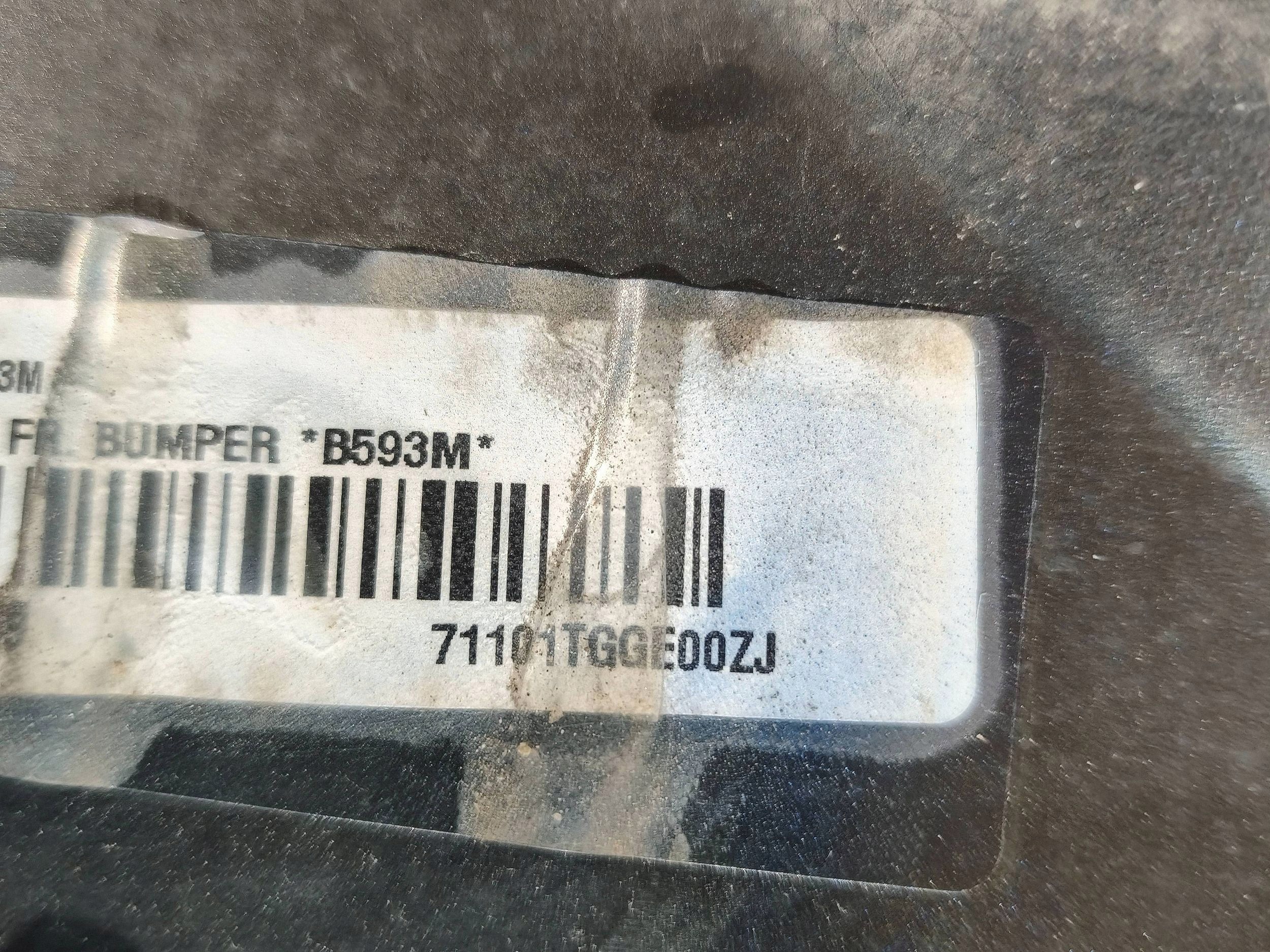 nárazník přední předek HONDA CIVIC V 17- NR.036
