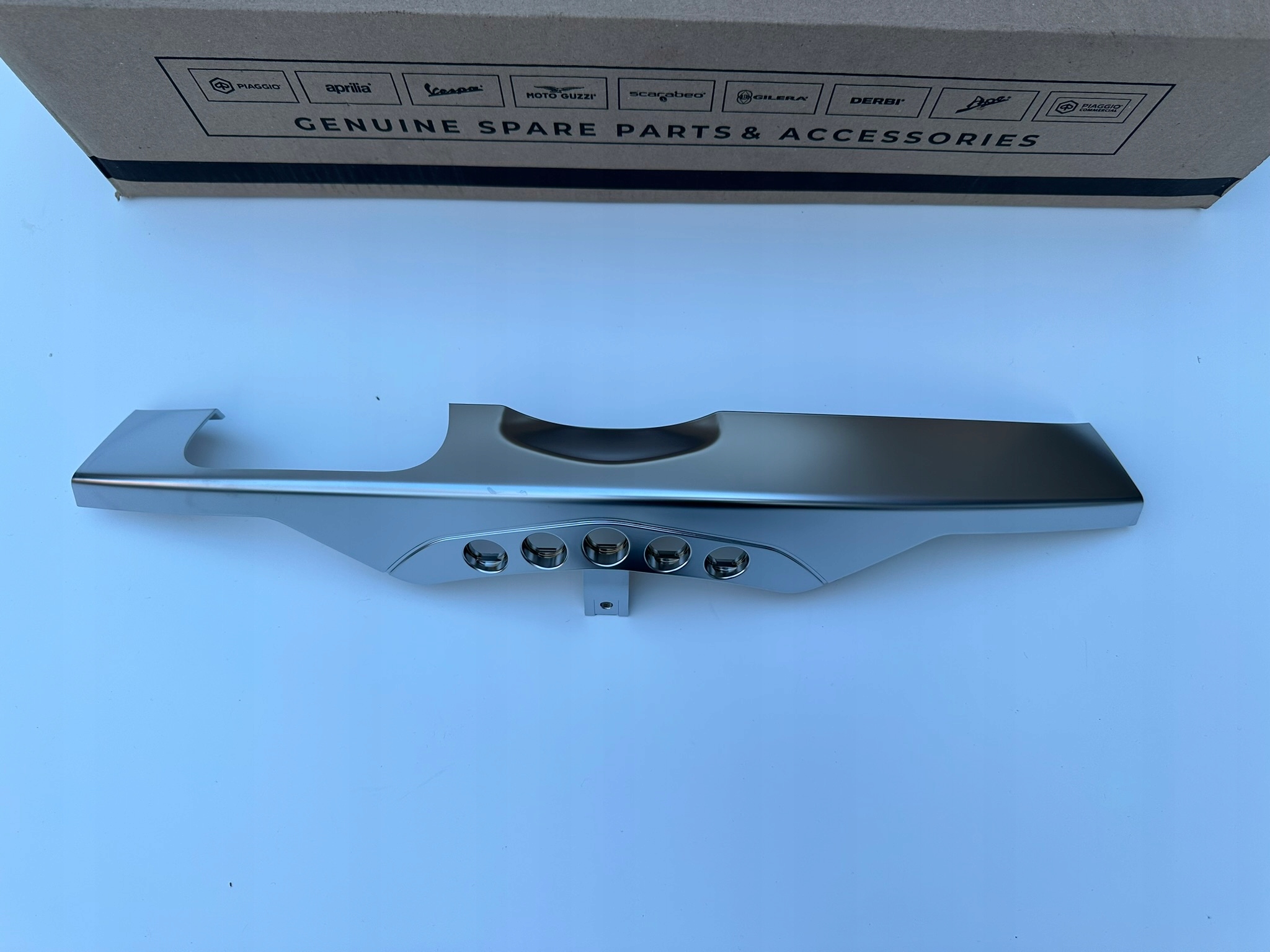 Piaggio X10 X 10 tlačidlová lišta v kokpitu