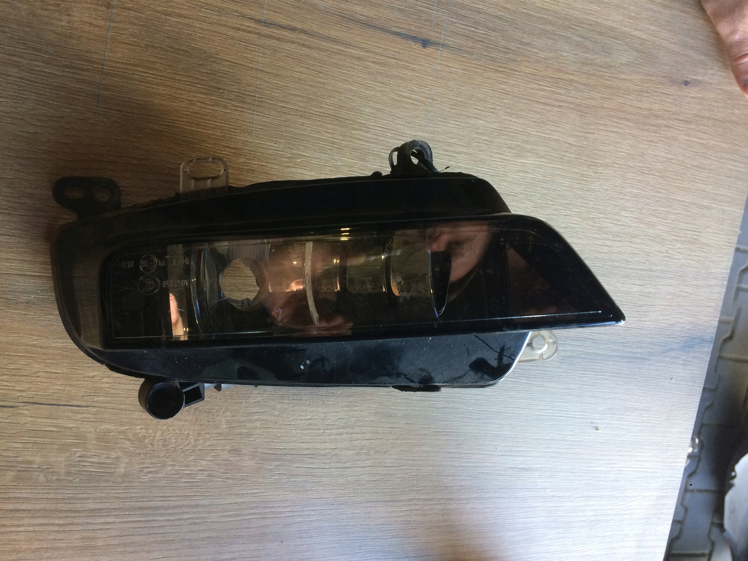 Фара противотуманная Audi OE 8XA941699