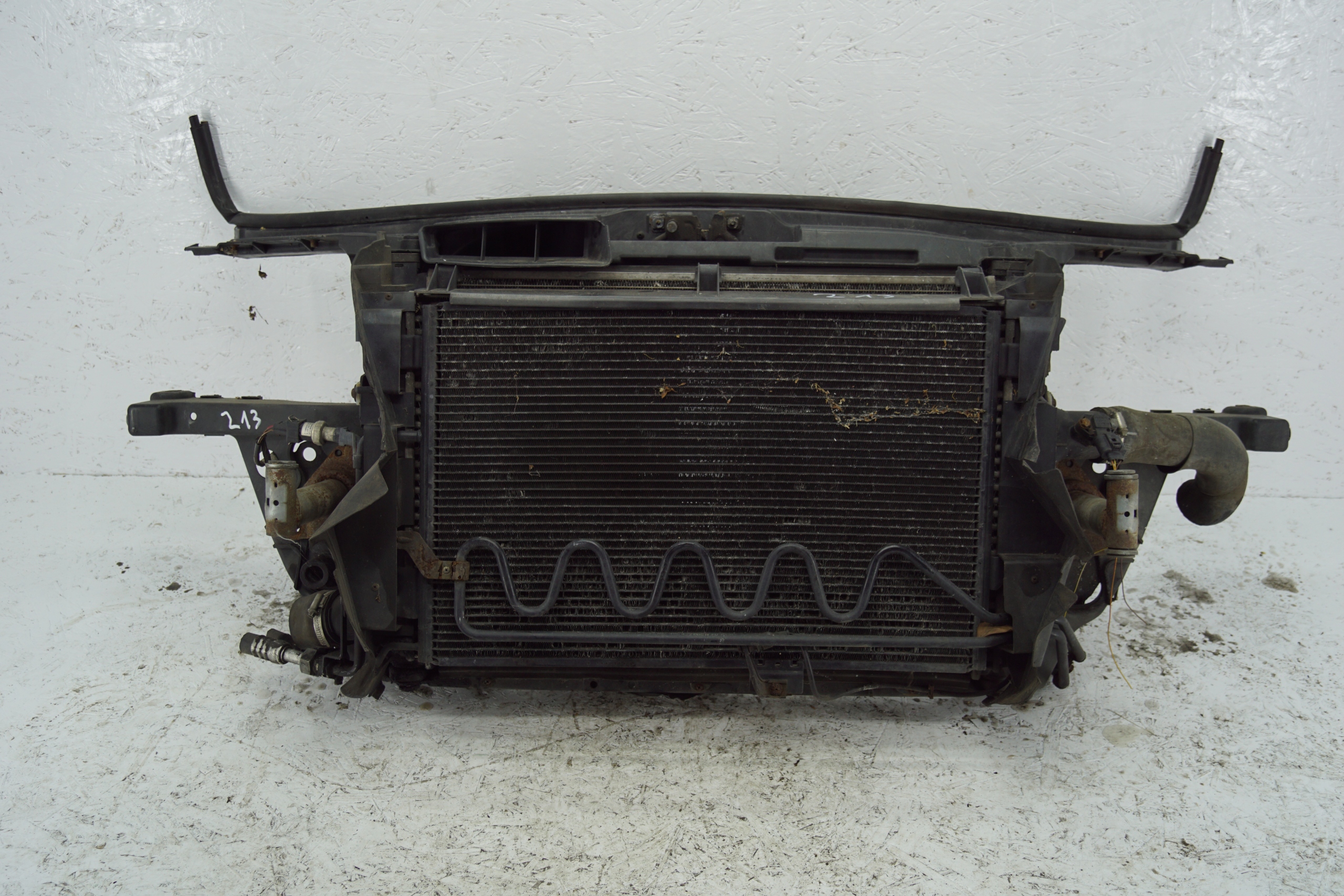 ПЕРЕДНЯЯ ПАНЕЛЬ ПЕРЕДНИЙ AUDI A6 C5 2.5 TDI