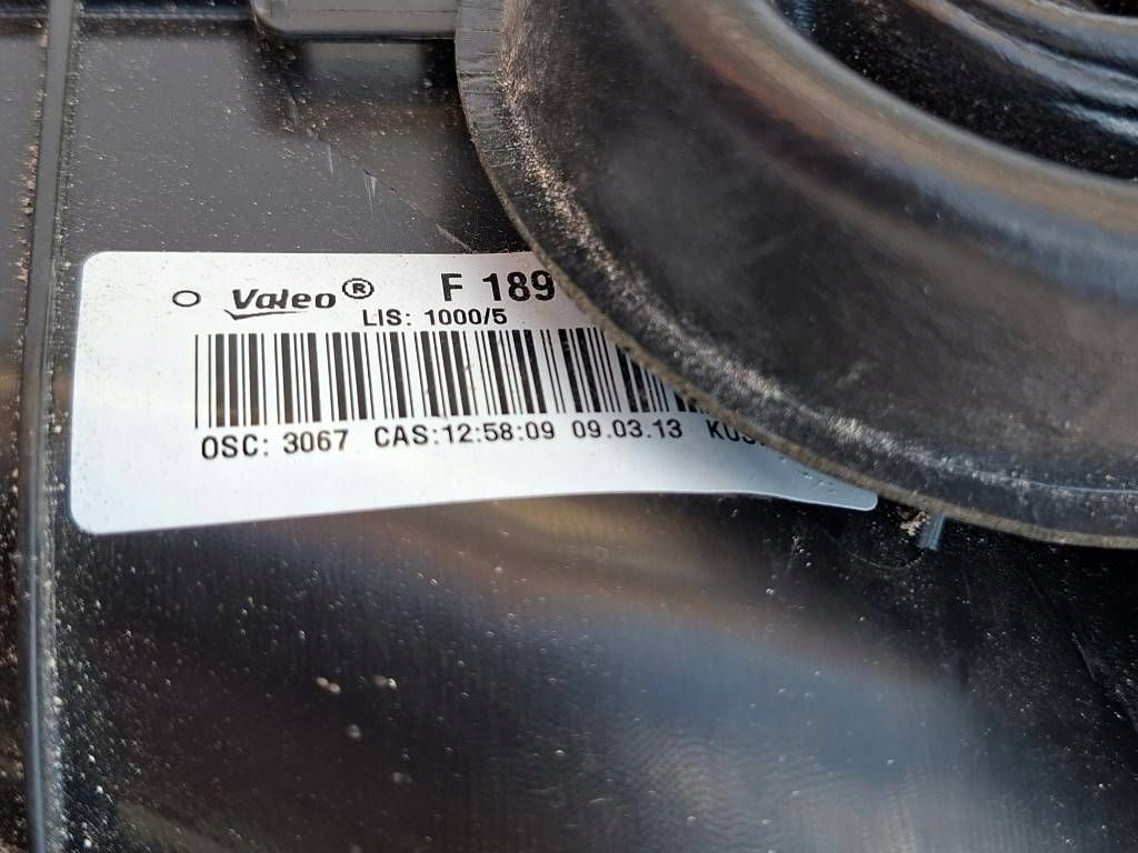 Audi A3 S3 8V 2015 корпус нагреватель 5q1820005ae