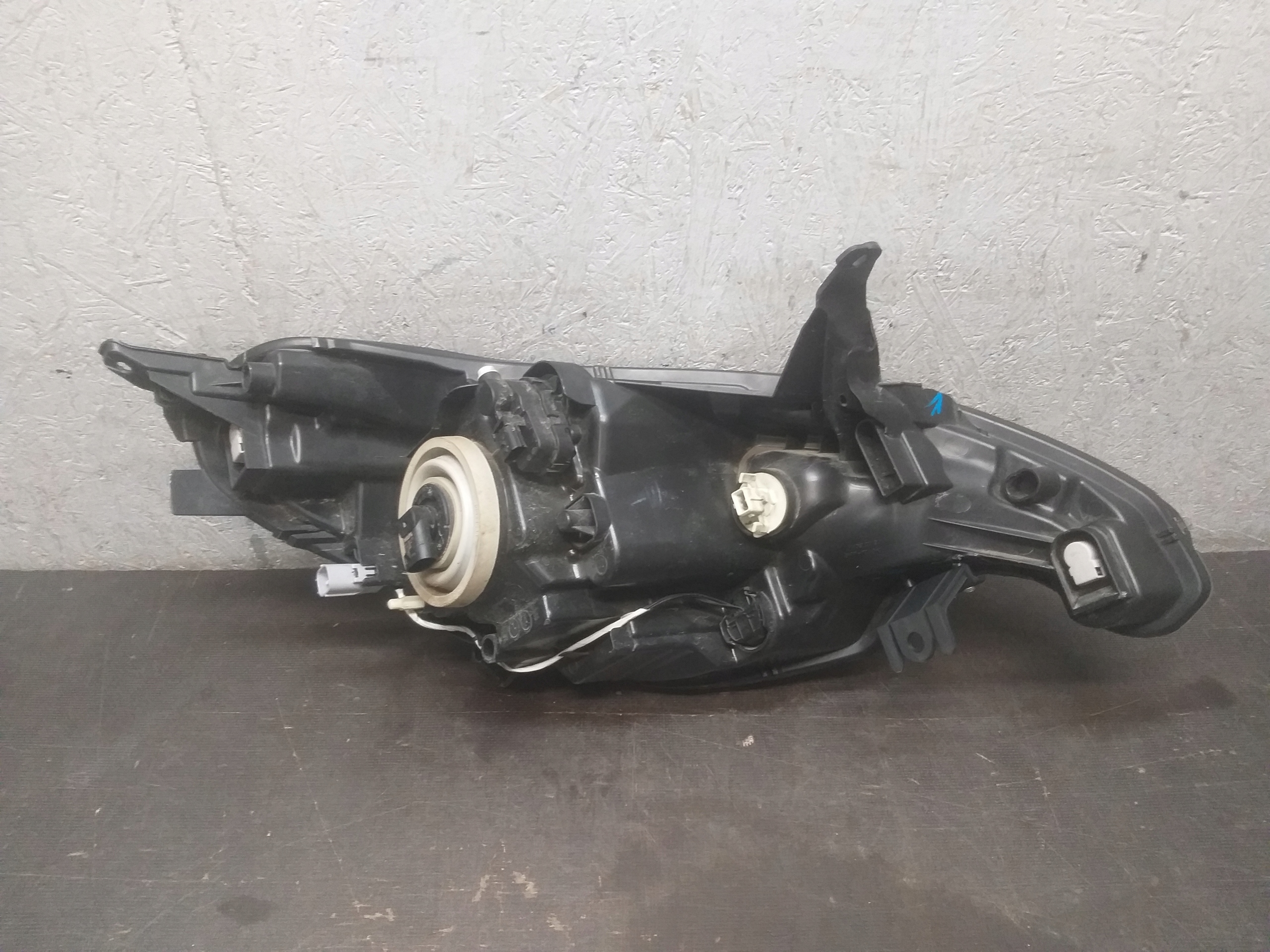 light front left PEUGEOT 108 lens LED 81150-0H150