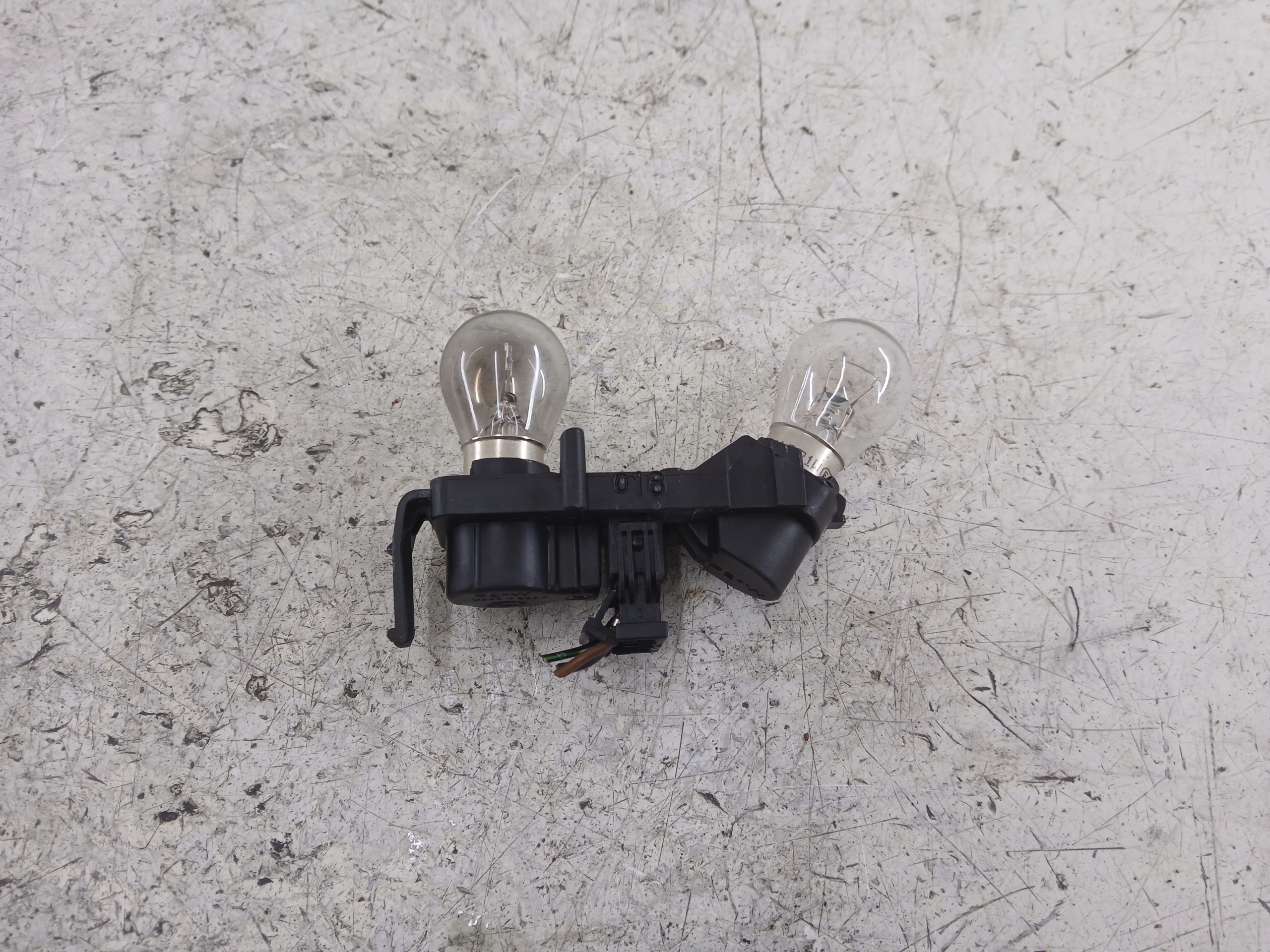 SEAT LEON II light housing left rear part 1P0945257C