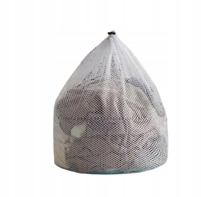 Síťovaný pytel na prádlo s uzavíráním na šňůrku