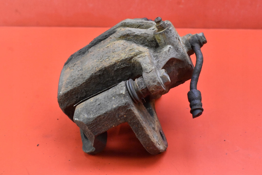 caliper brake left front HYUNDAI IX35 1.7 CRDI 115 KM 09-13