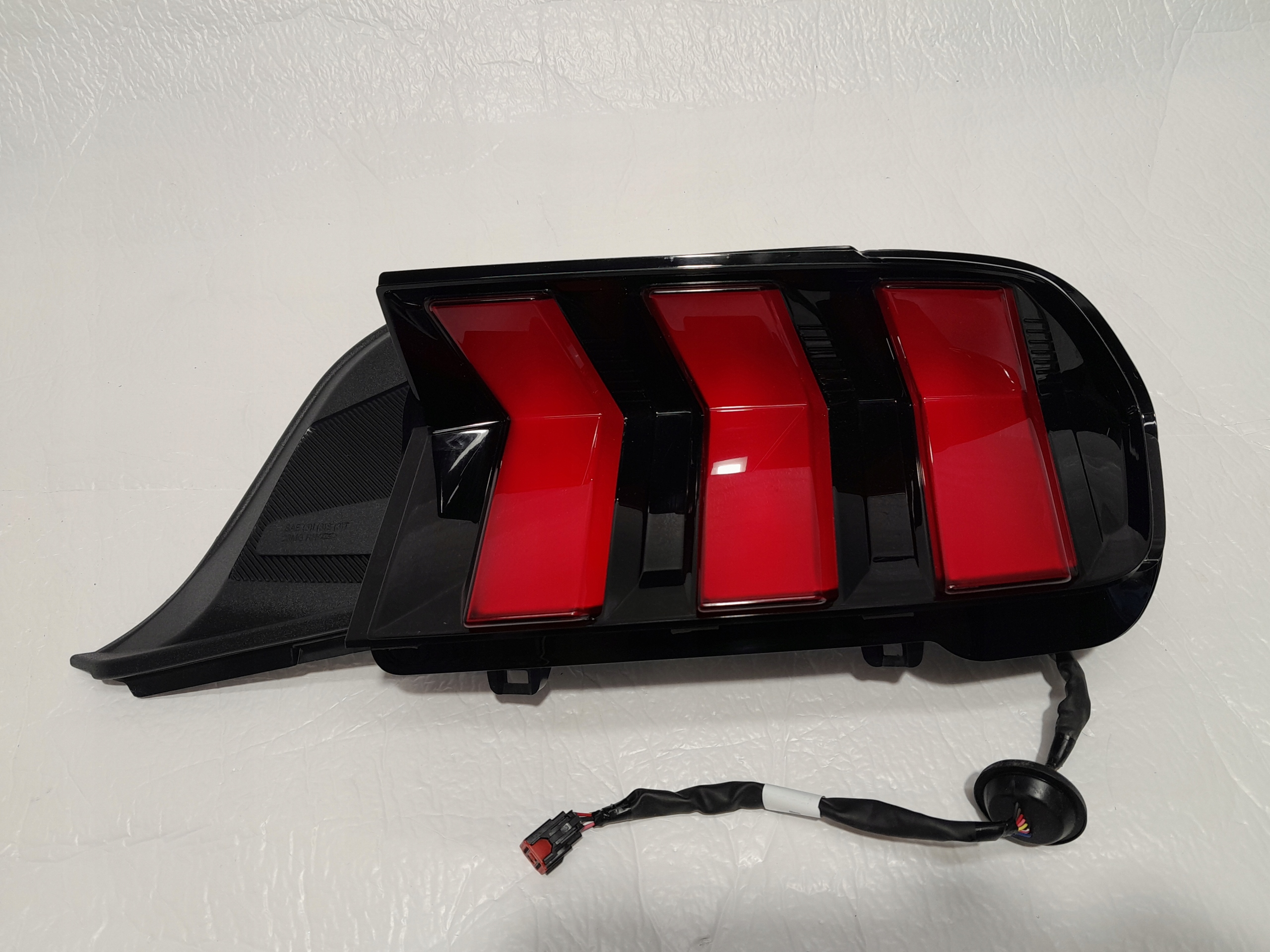 FORD MUSTANG VII GT S650 light right rear part USA