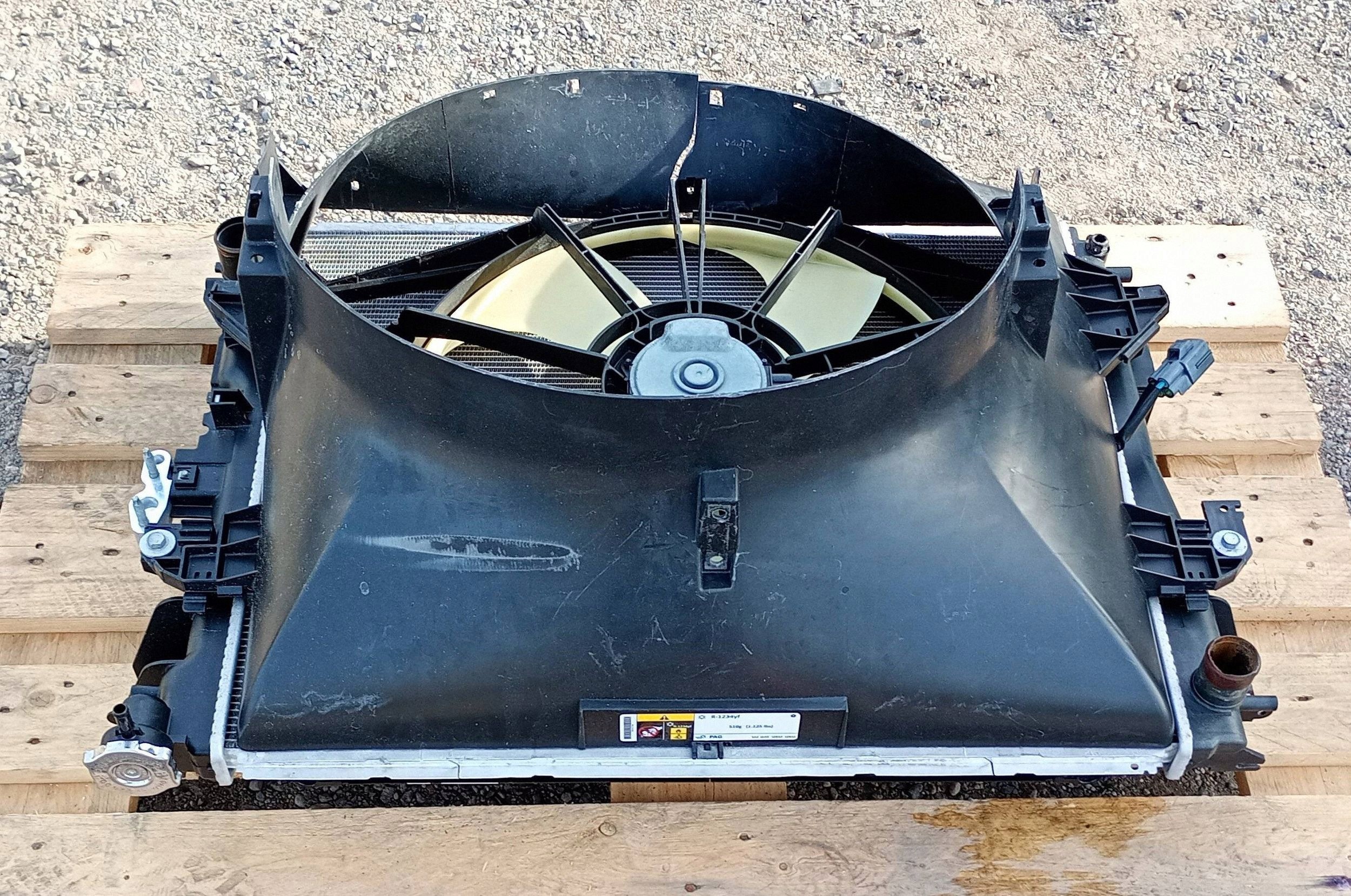 chladič chladiče vody ventilátor komplet Dodge RAM 1500 5.7 2009-2018