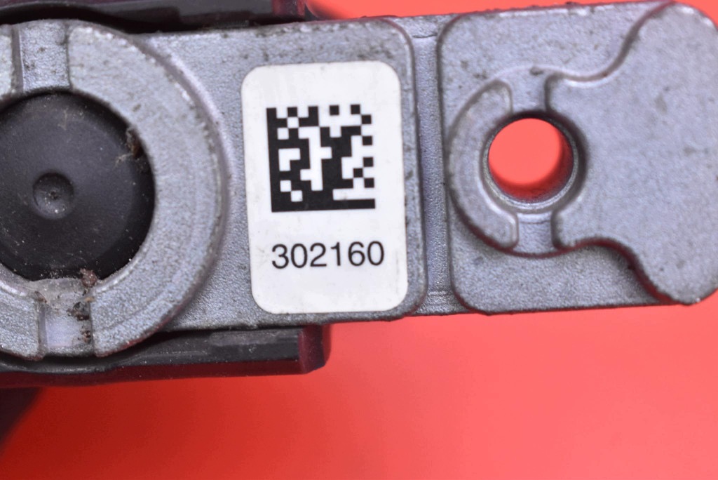impact sensor P31305432 VOLVO V40 2 II 12-16