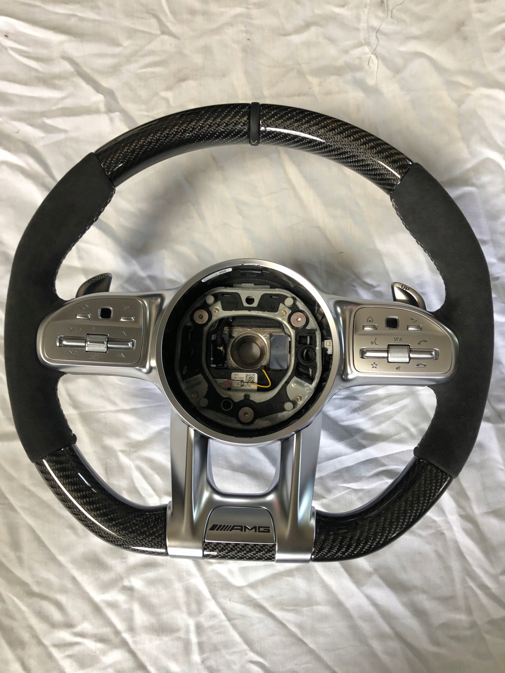 A0050051399 - MERCEDES S W222 AMG кермо CARBON ALCANTARA