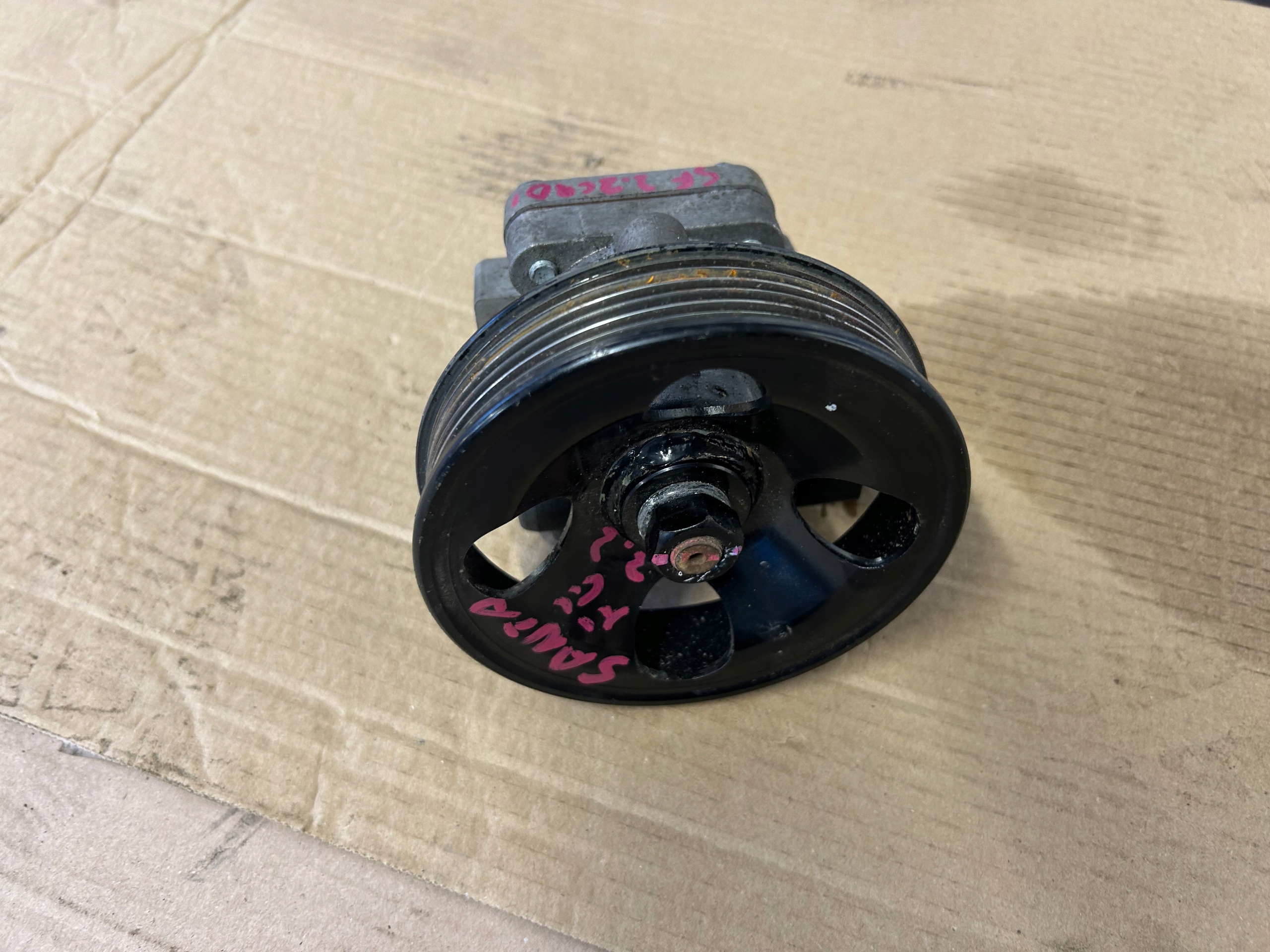HYUNDAI SANTA FE 2,2 CRDI servo pump