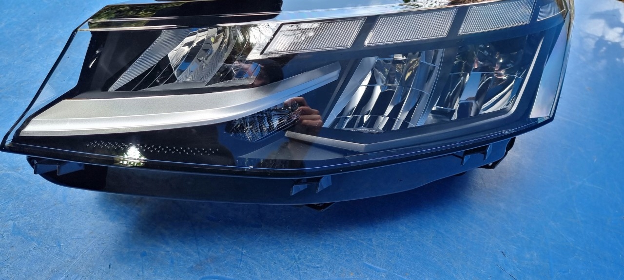 1x новая фара левая комплектная led vw transporter T7 7T1941035