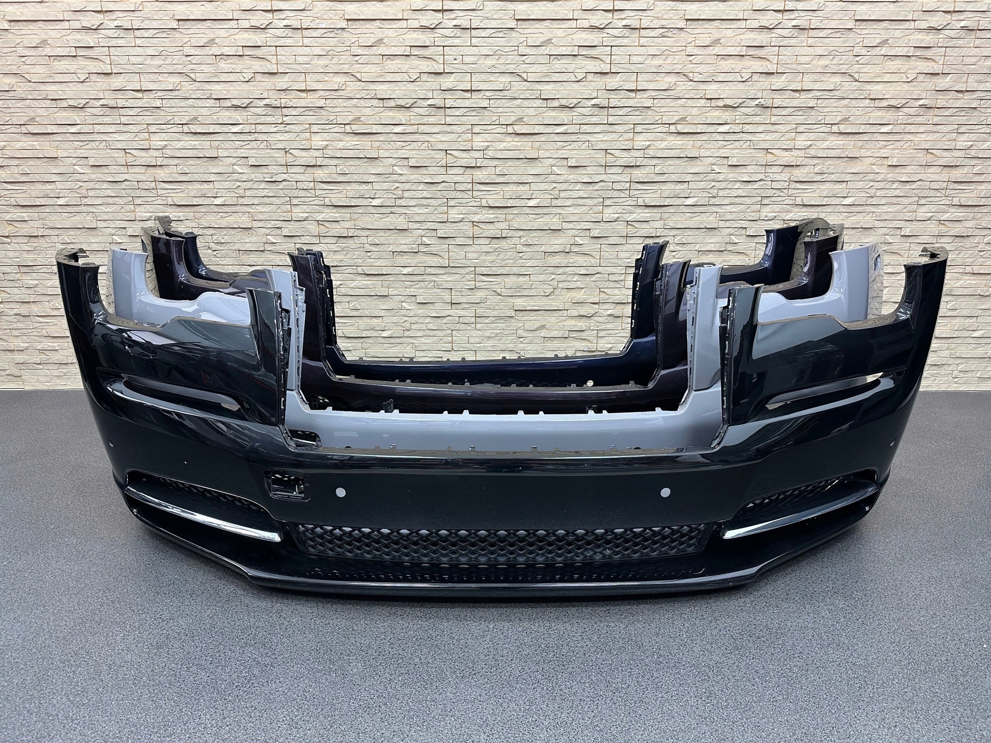 ROLLS ROYCE DAWN WRAITH ZDERZAK PRZÓD RR5 RR6 FRONT BUMPER