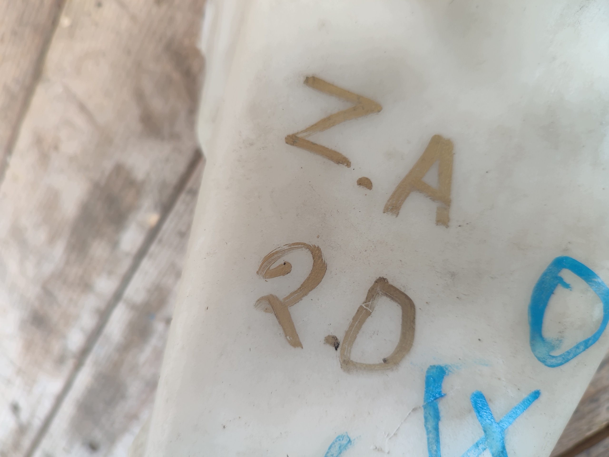 Opel Astra G washer fluid tank