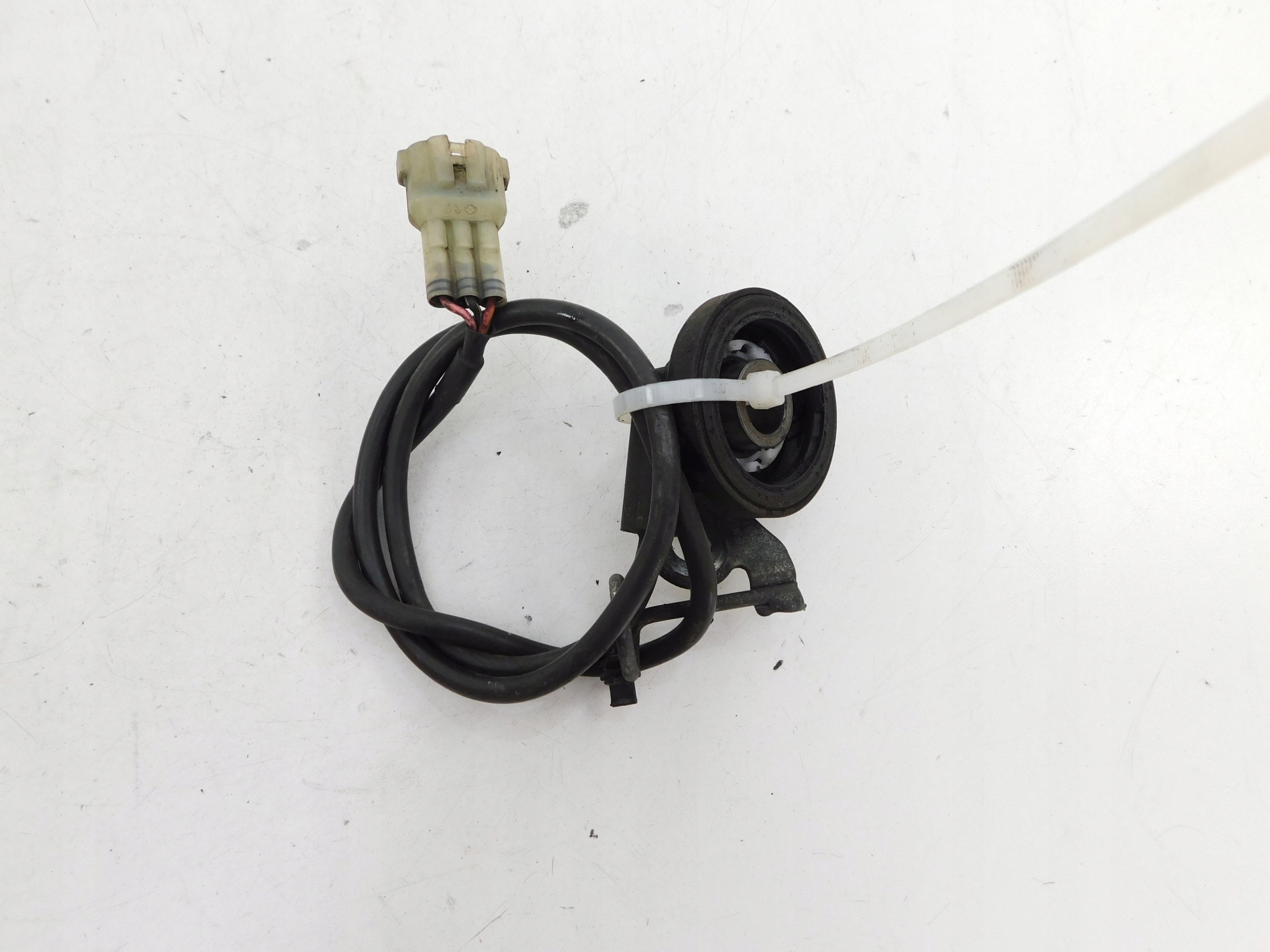 YAMAHA X-MAX 125 09-13 ŚLIMAK CZUJNIK PRĘDKOŚCI