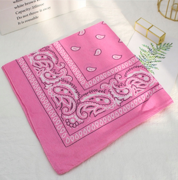 CHUSTKA BANDAMKA CHUSTA BANDANA APASZKA RÓŻOWY EAN (GTIN) 5905476101990