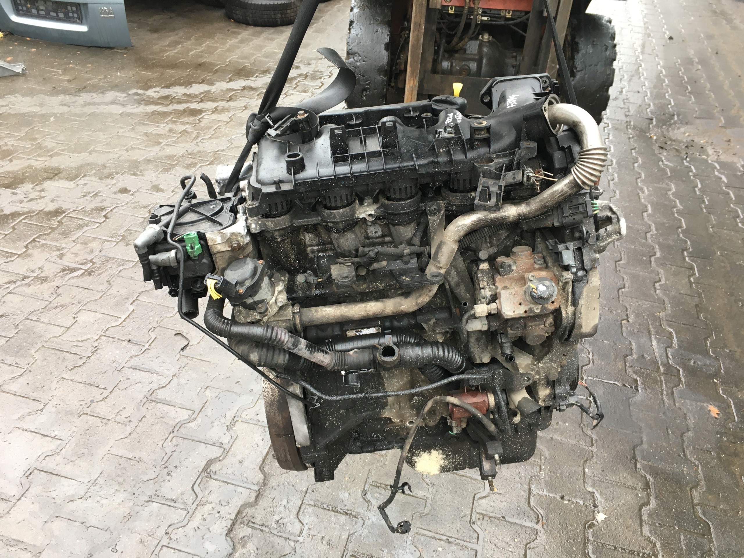 FOCUS Mk2 1.6 TDCI ДВИГАТЕЛЬ HHDA