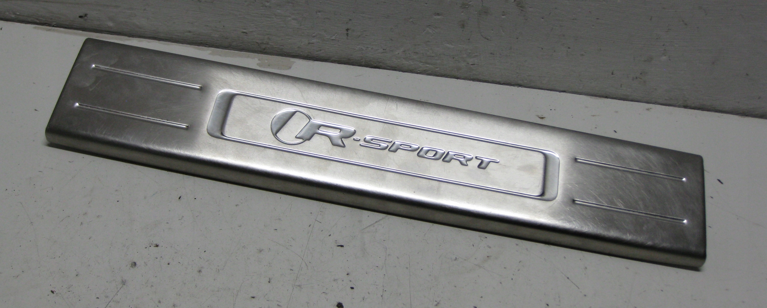 JAGUAR XJ X351 FL 3.0D 16R moulding cap threshold left front AW93-13201-AE