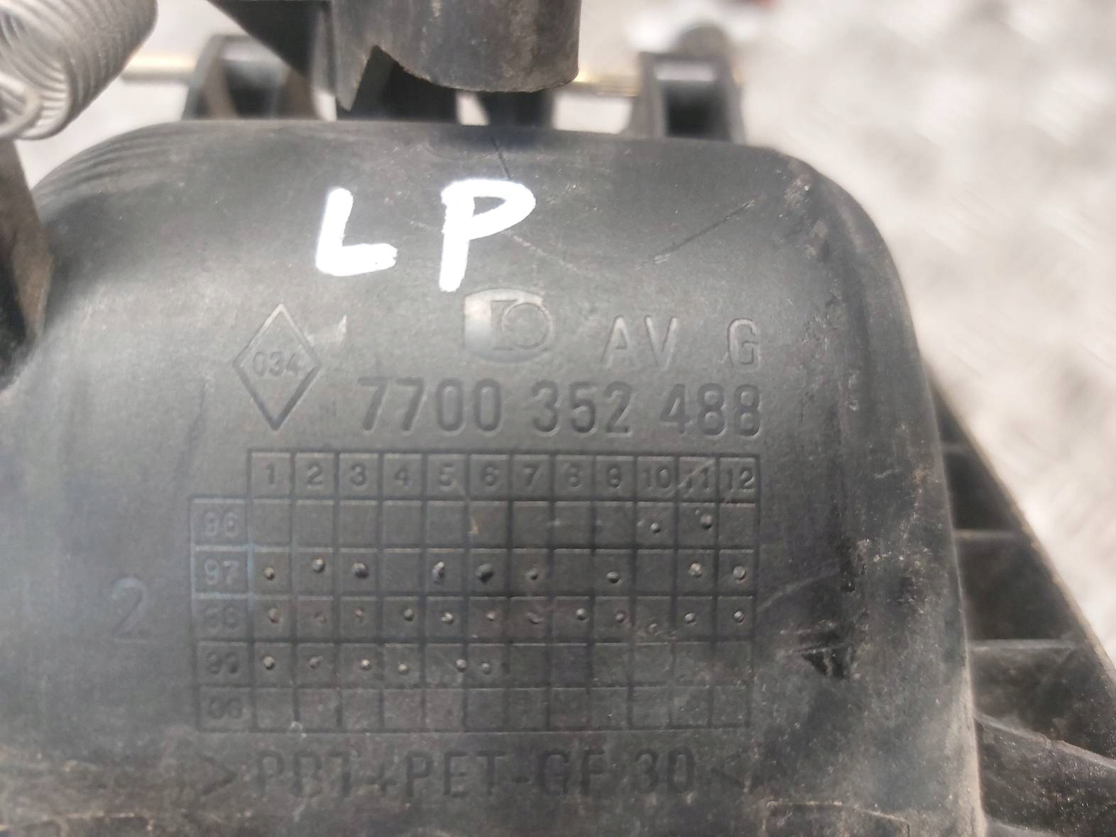 lock door left front handle lock cylinder OPEL MOVANO A 7700352488
