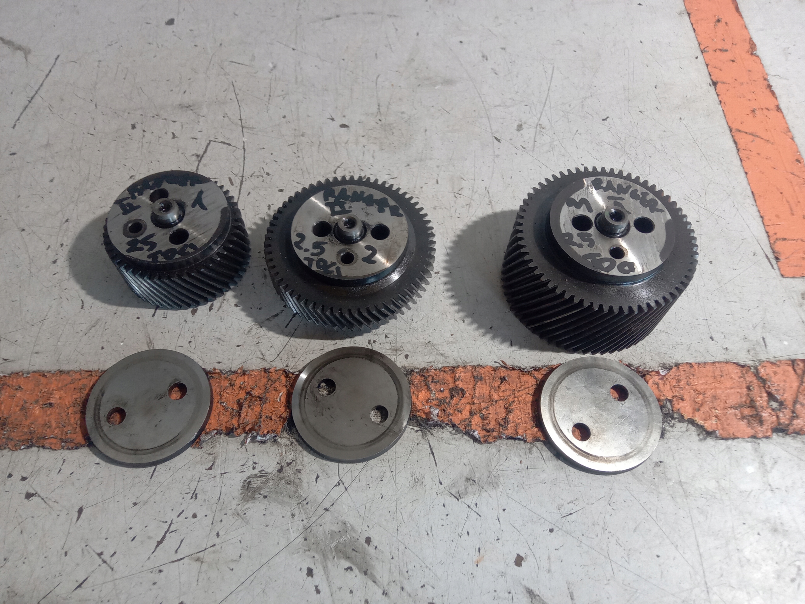 ШЕСТЕРНЯ ГРМ FORD RANGER II 2.5 TDCI