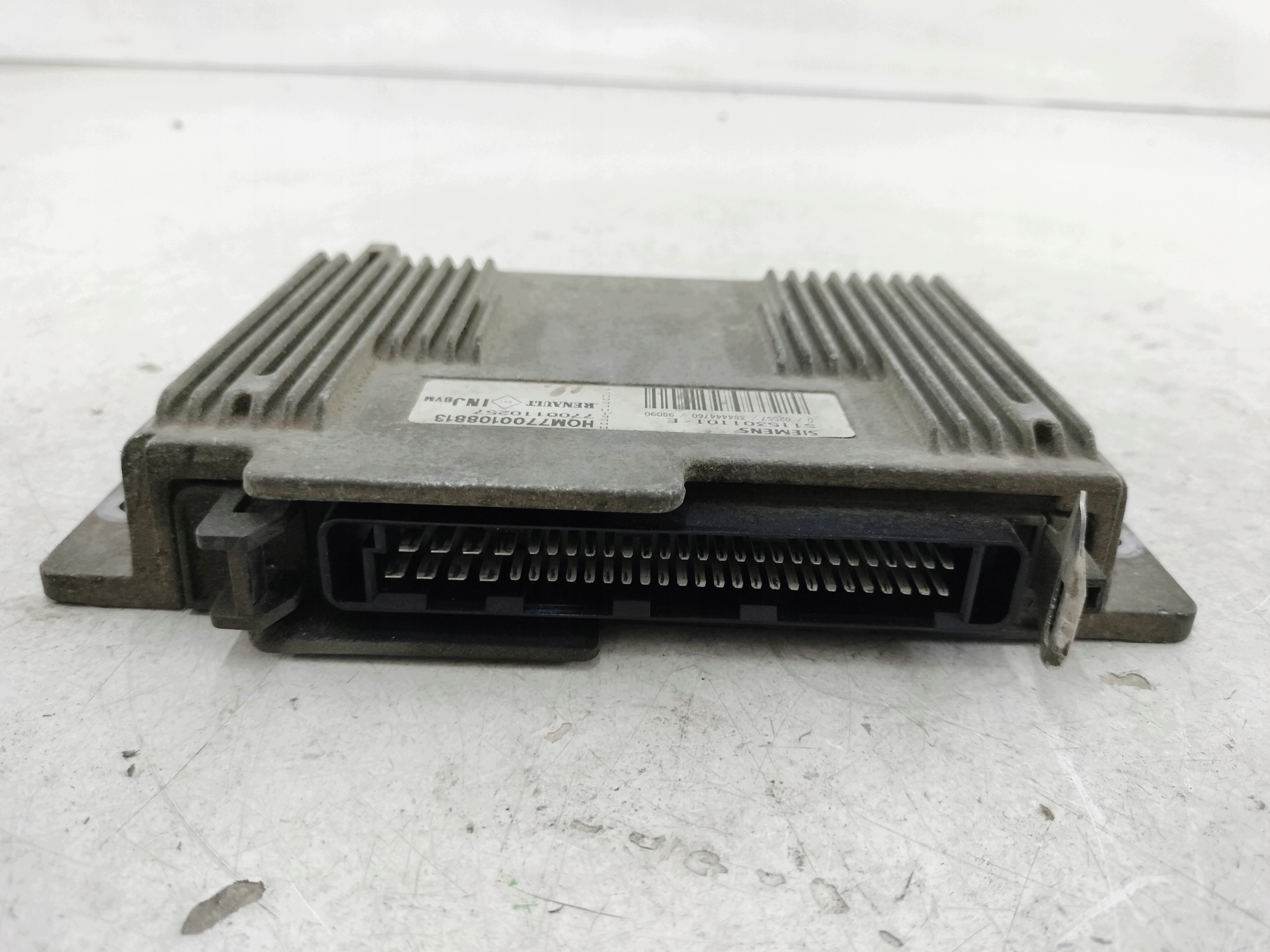 control unit of the engine KANGOO 1.4 S115301101E