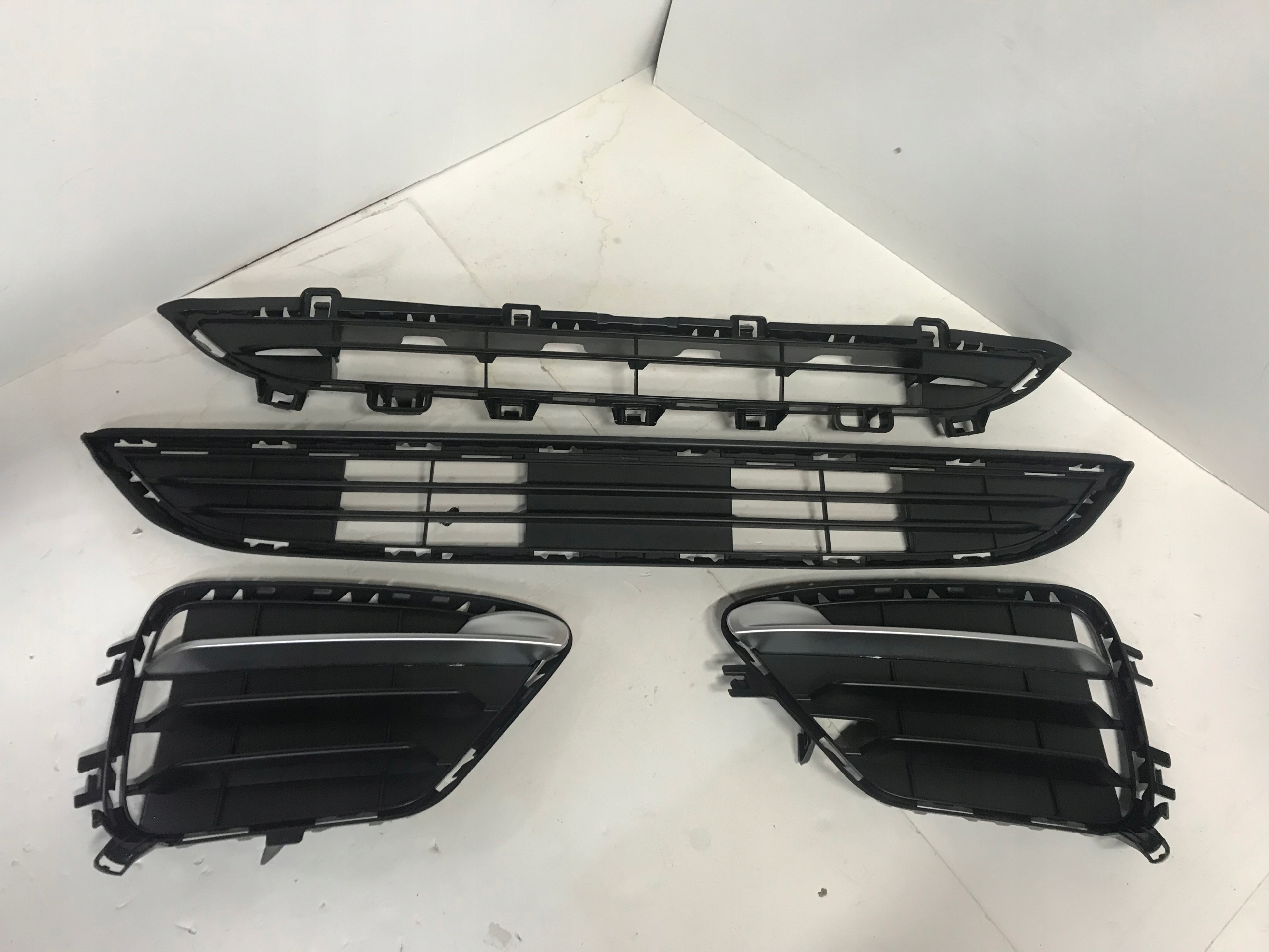 kratki zderzak srodkowa BMW X4 F25 X LINE