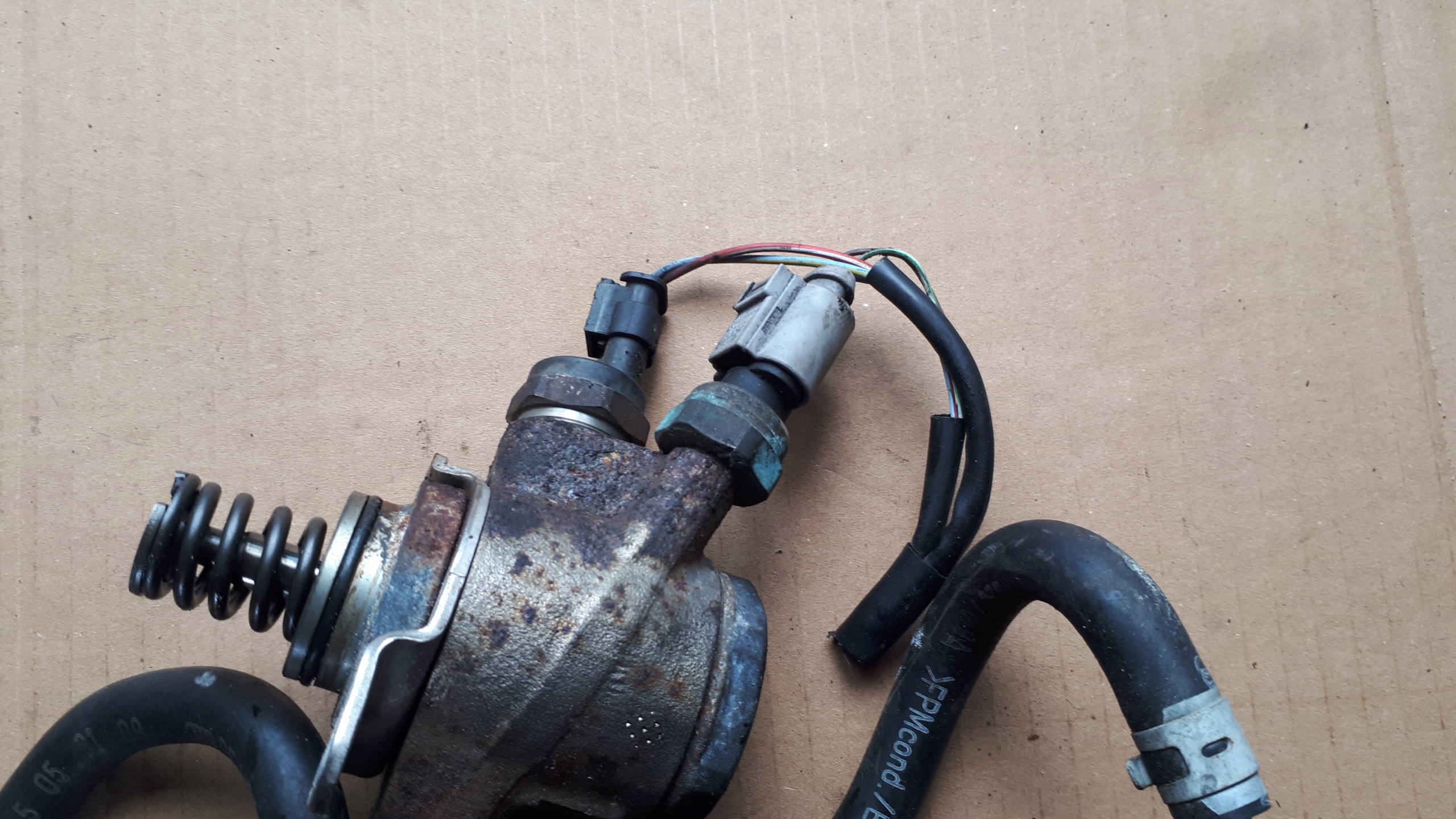S4 B8 PUMPA GORIVA SNIMAČ 3.0 TFSI 07L026E