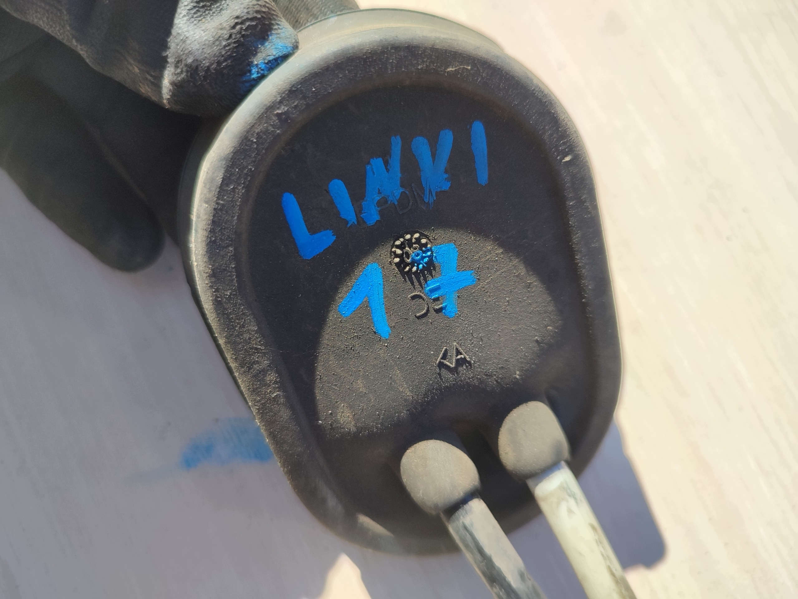Câble Mécanisme levier vitesse Engrenage OPEL INSIGNIA A 2.0 oe 55560992
