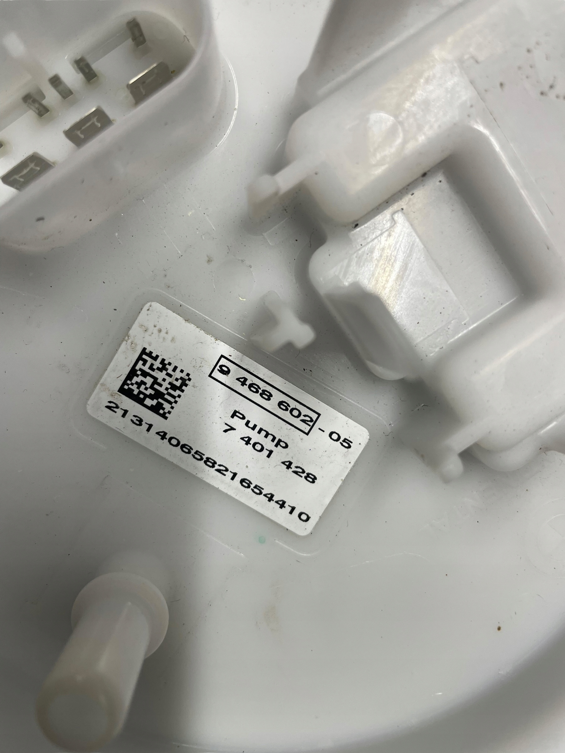 feed pump tanks BMW 5 G30 LCI