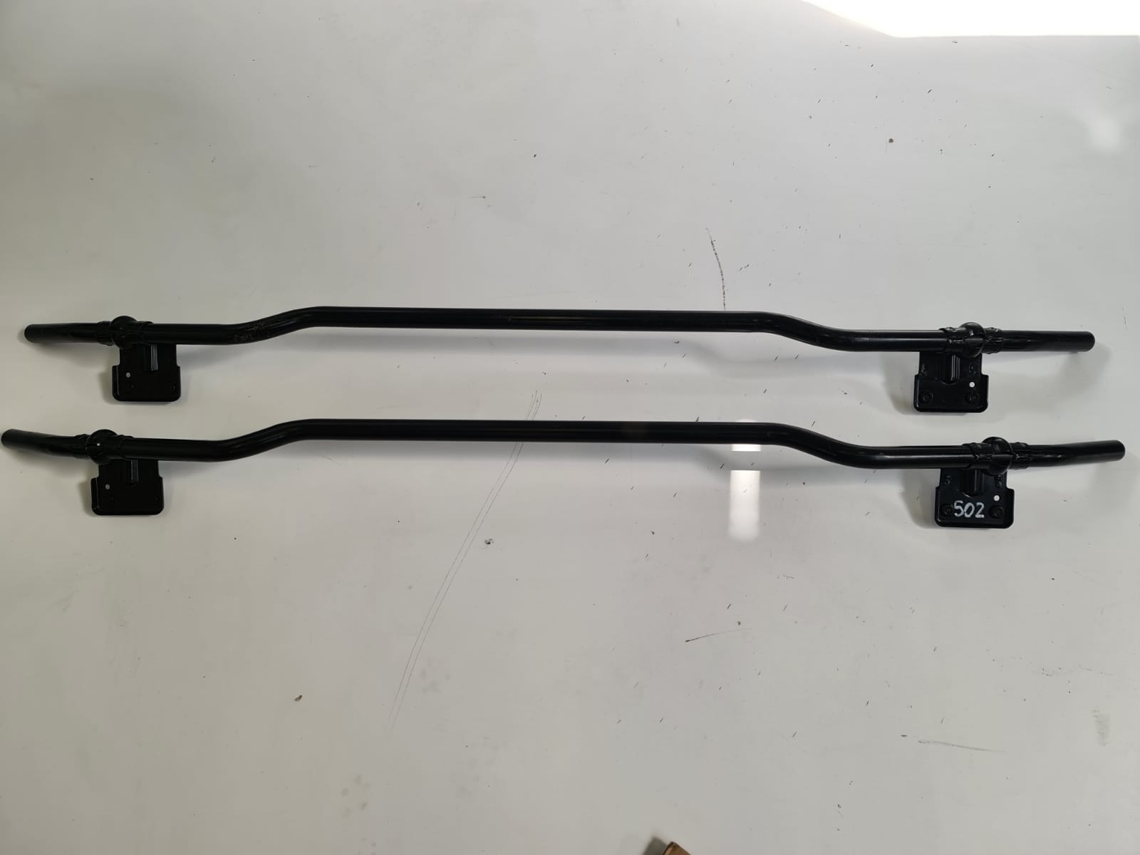 WSPORNIK ZDERZAKA PRZEDNIEGO TRANSIT MK8 2014