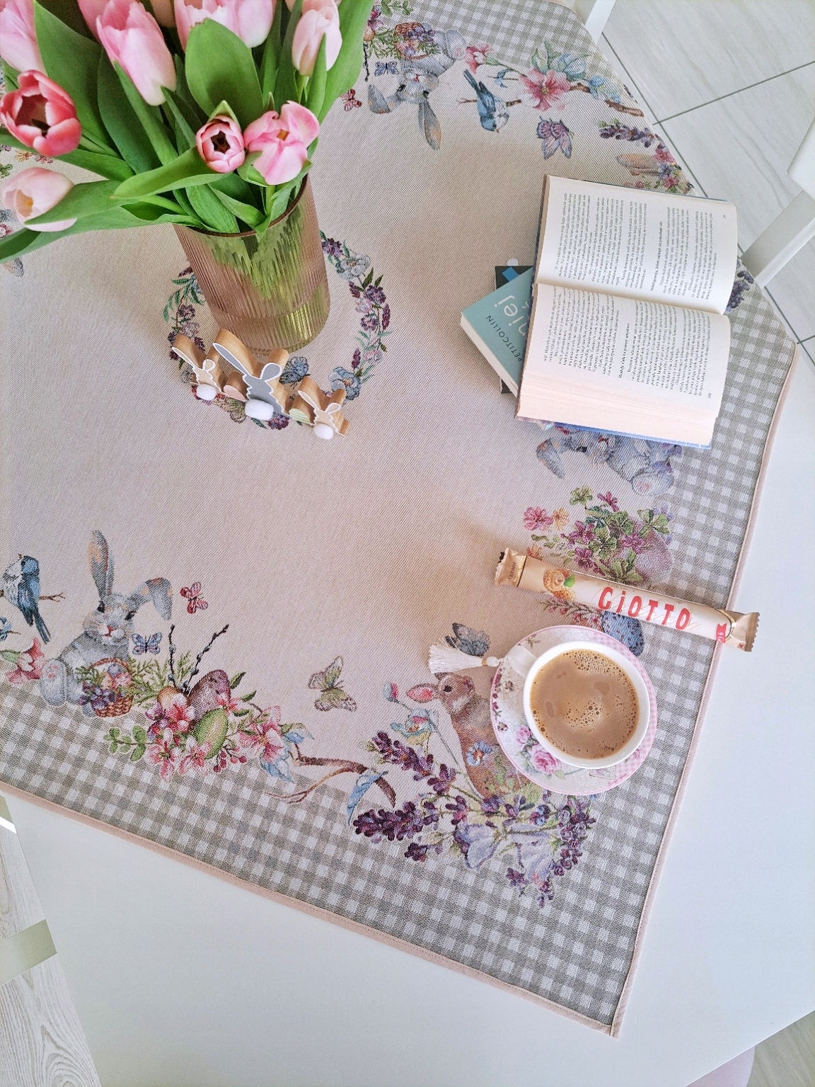 Velikonoční ubrus 100x100 cm 1248LI