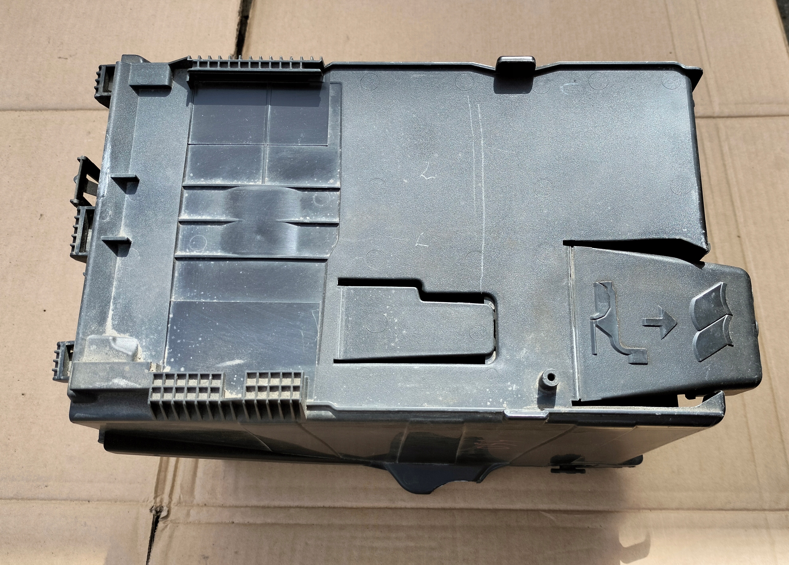 CITROEN DS4 OBUDOWA AKUMULATORA