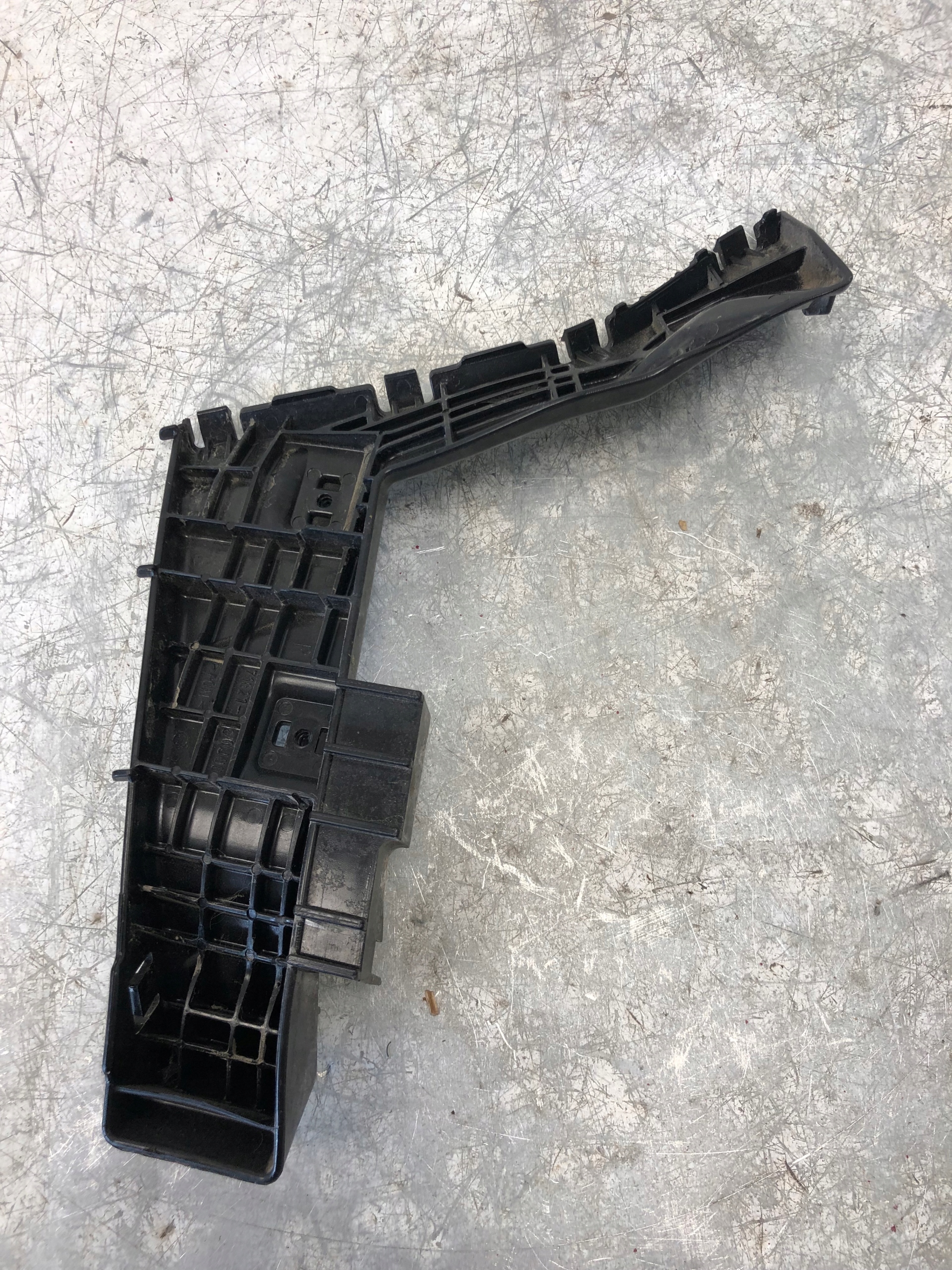 bumper bracket right rear part SUZUKI SX4 71821-80J00