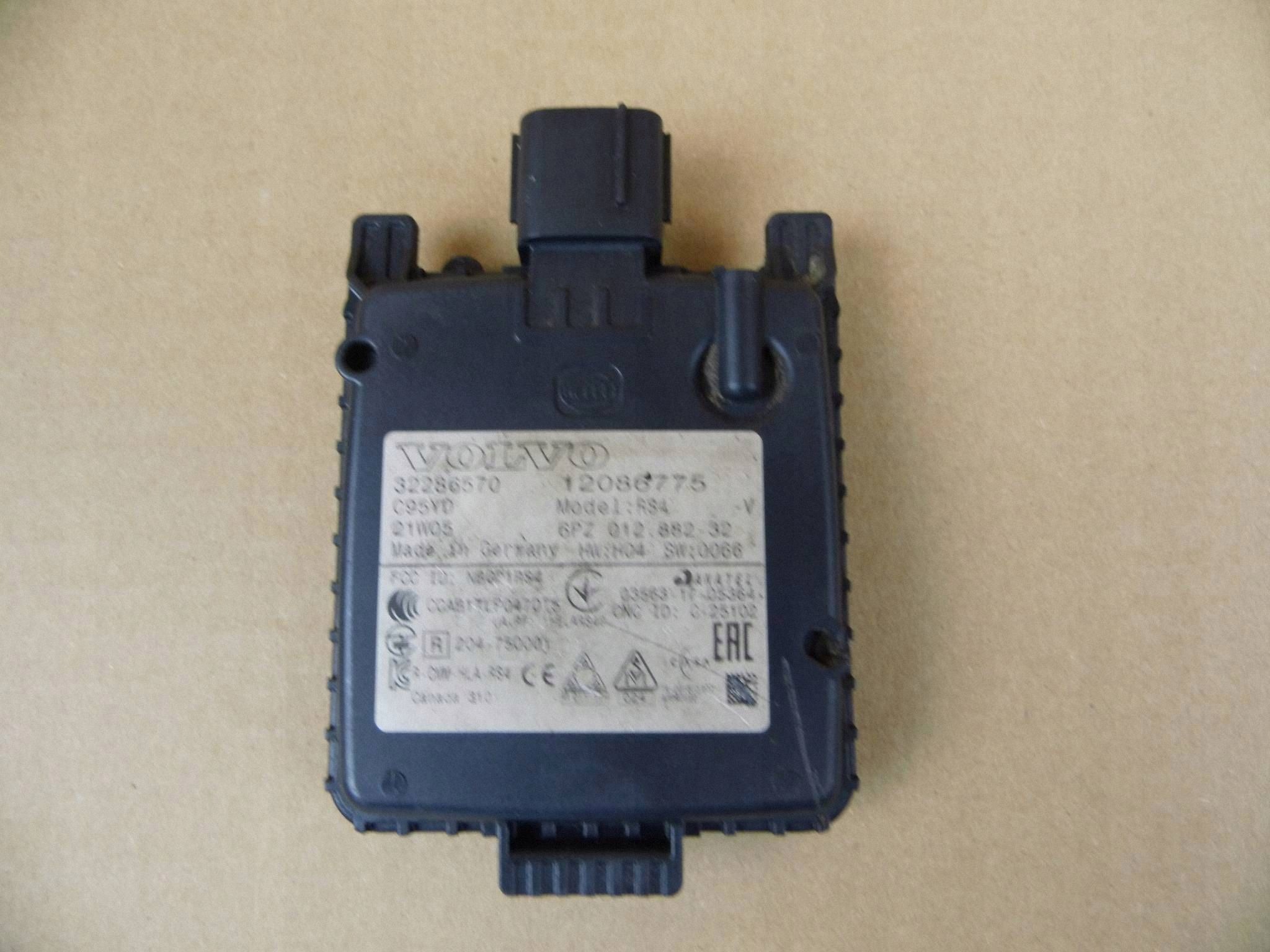 Volvo module sensor martwego punktu pola left 32286570
