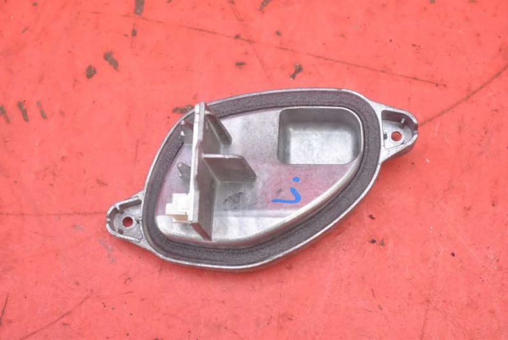control unit module LED DRL running daytime left B105161C BMW F44 GRAN COUPE