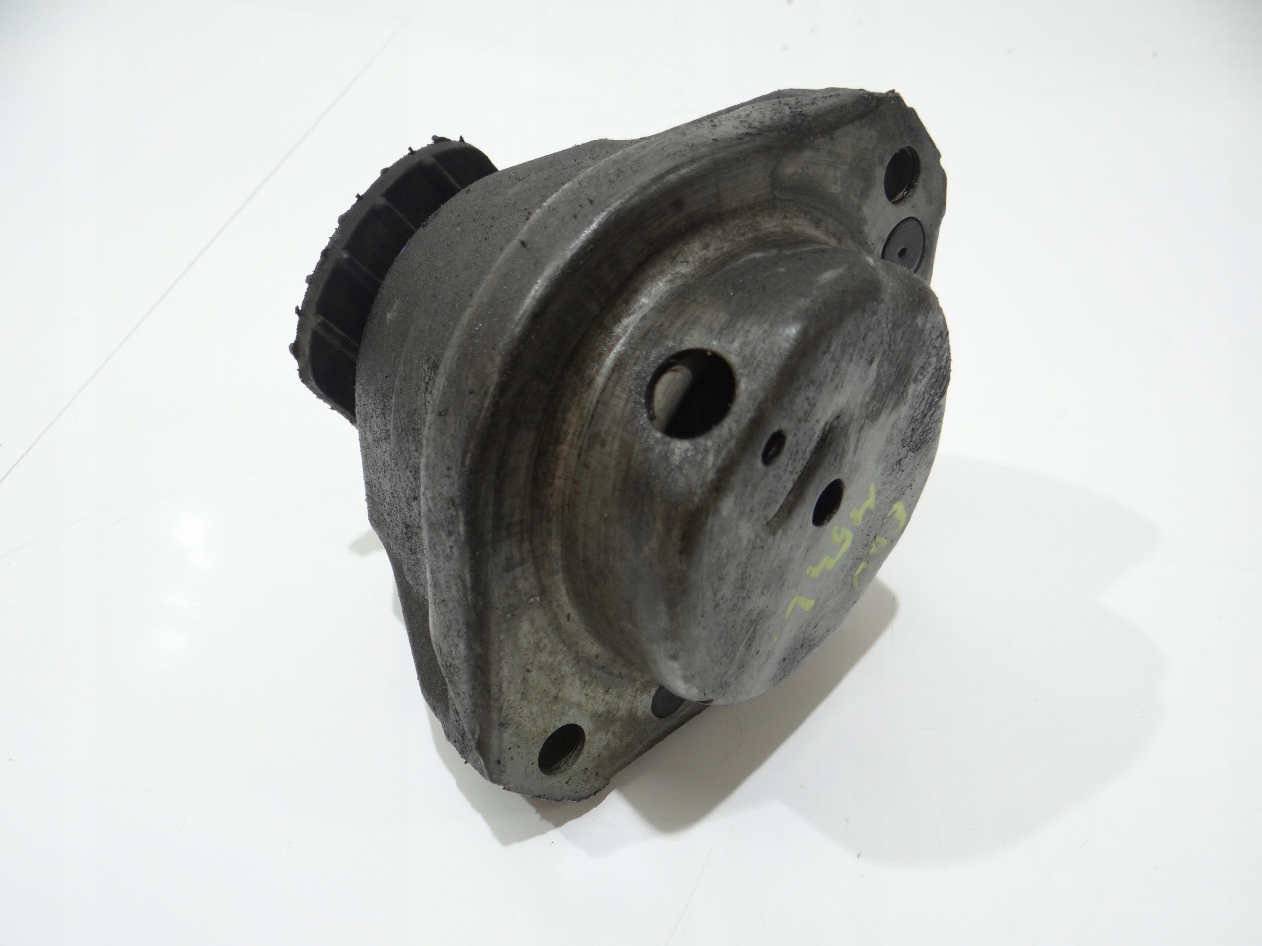 engine mount left BMW E60 M54 6761089