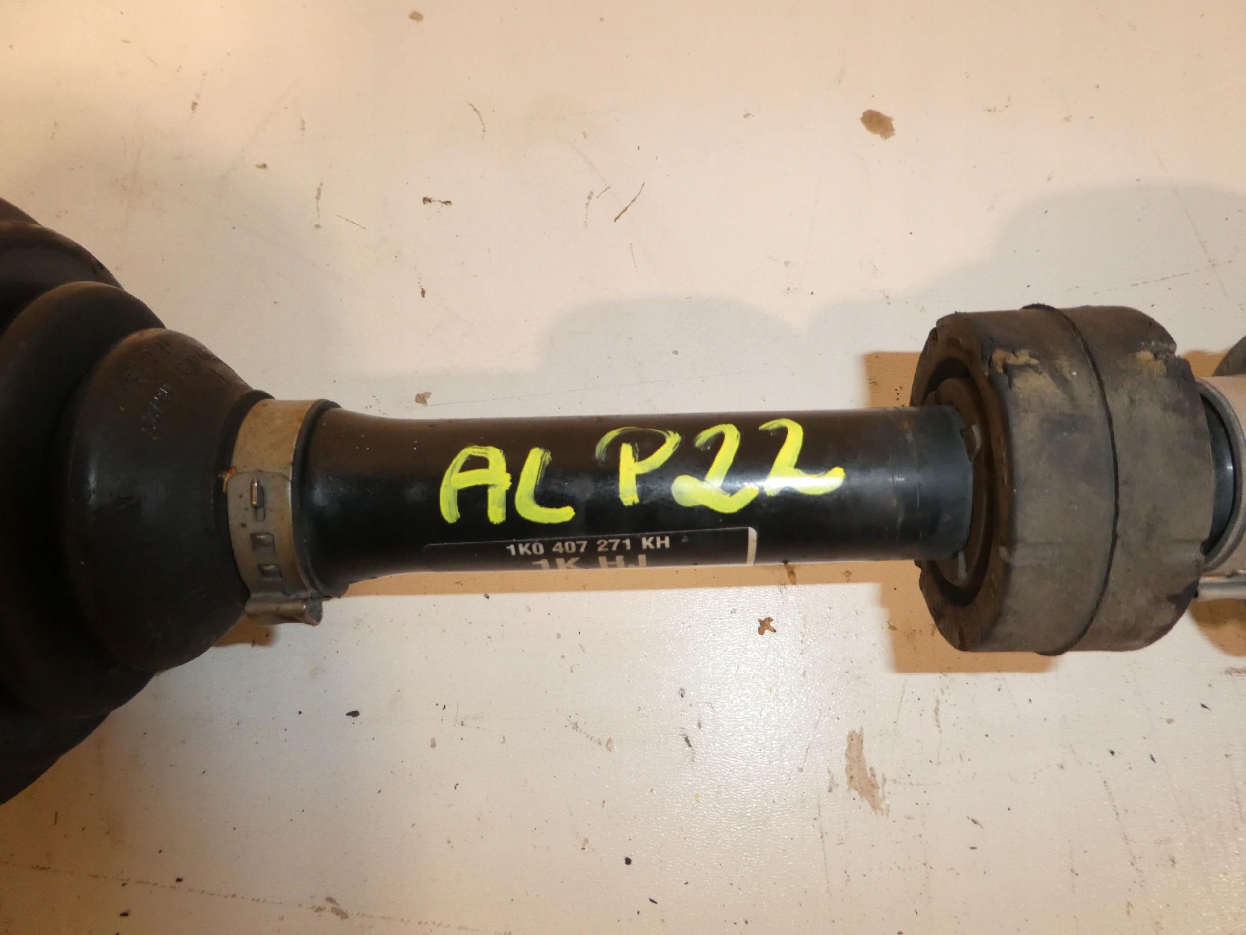 semi-axis left front AUDI SEAT SKODA 1K0407271KH