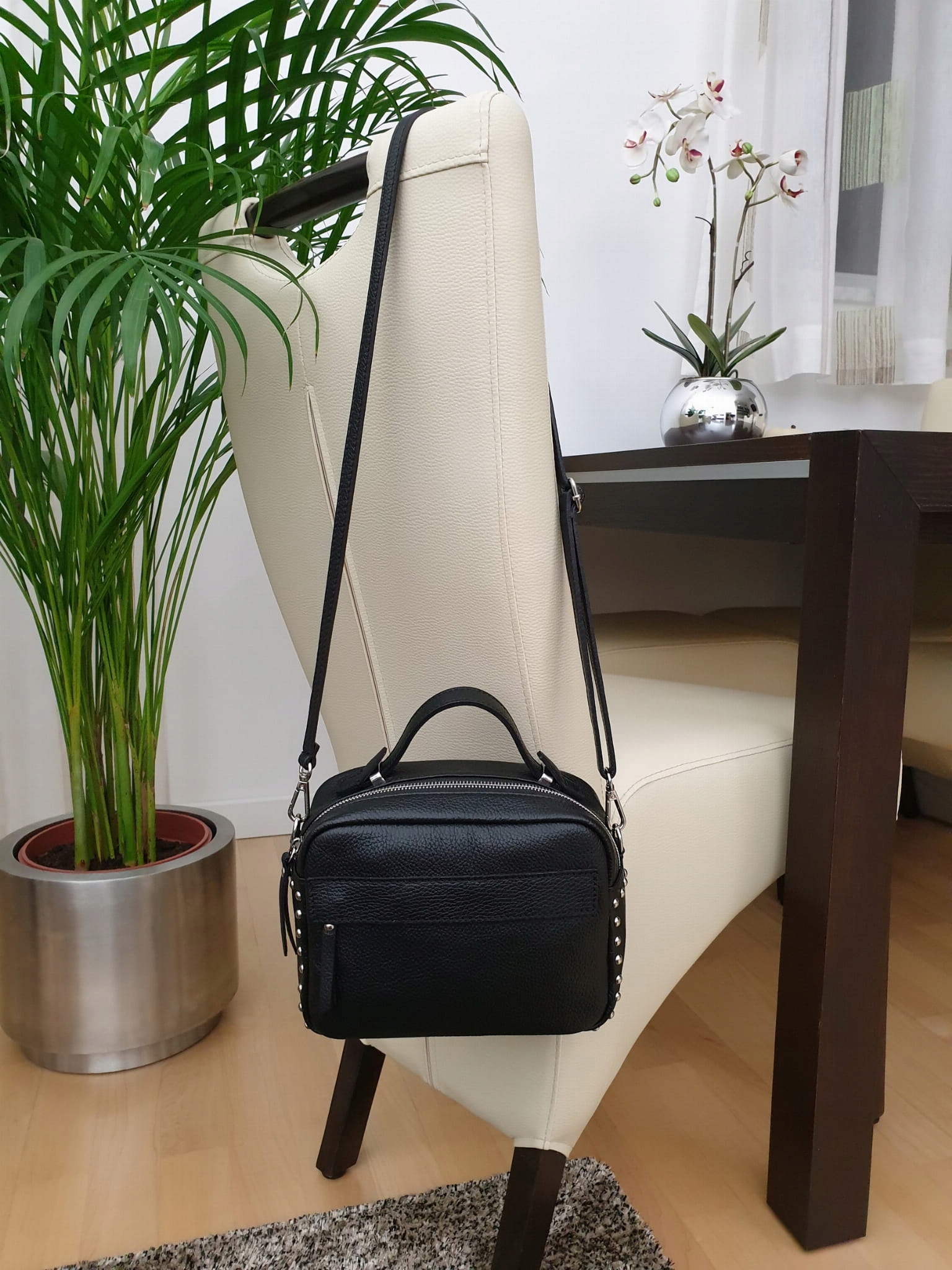 TOREBKA skórzana kuferek z ćwiekami J.SZARA Marka inna