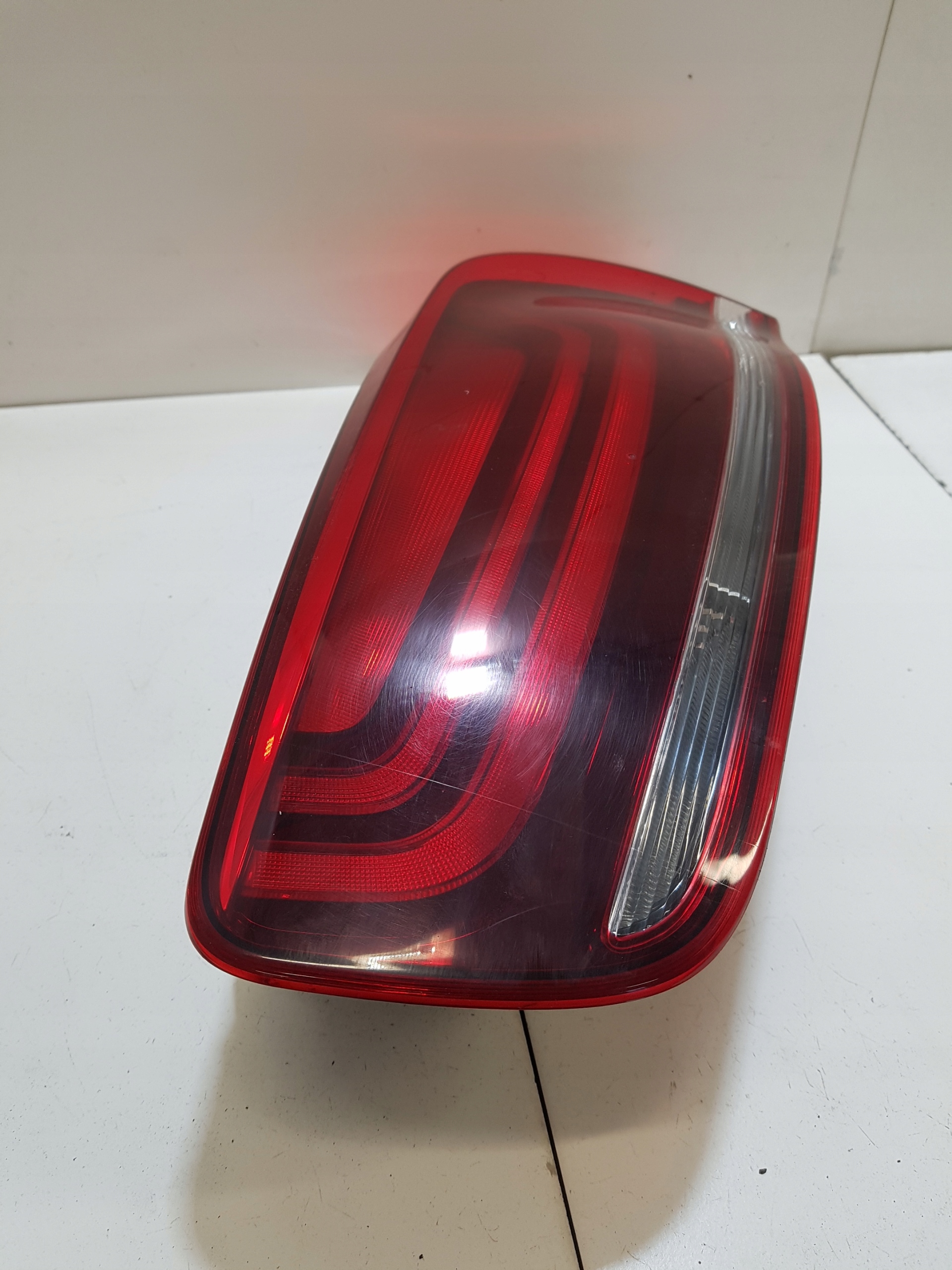 light right rear CITROEN C4 PICASSO 2 9814757180