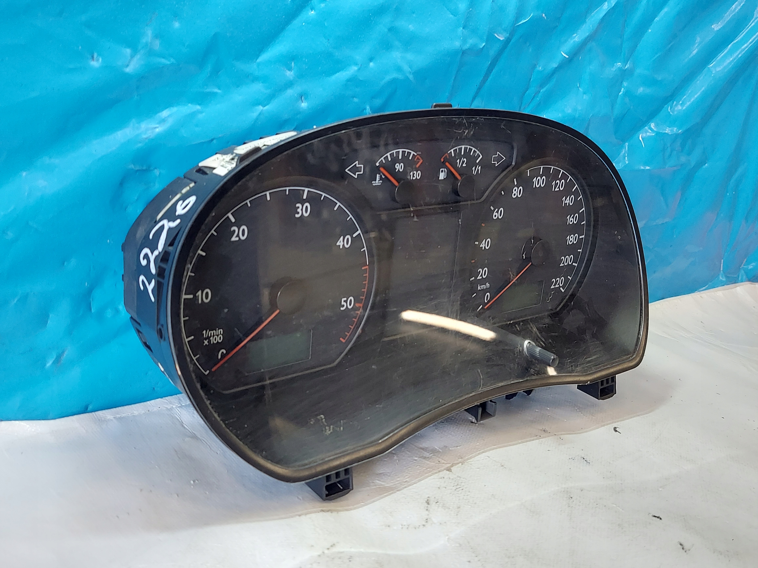 dials clock VW POLO 9N 1.4 TDI 6Q0920900H