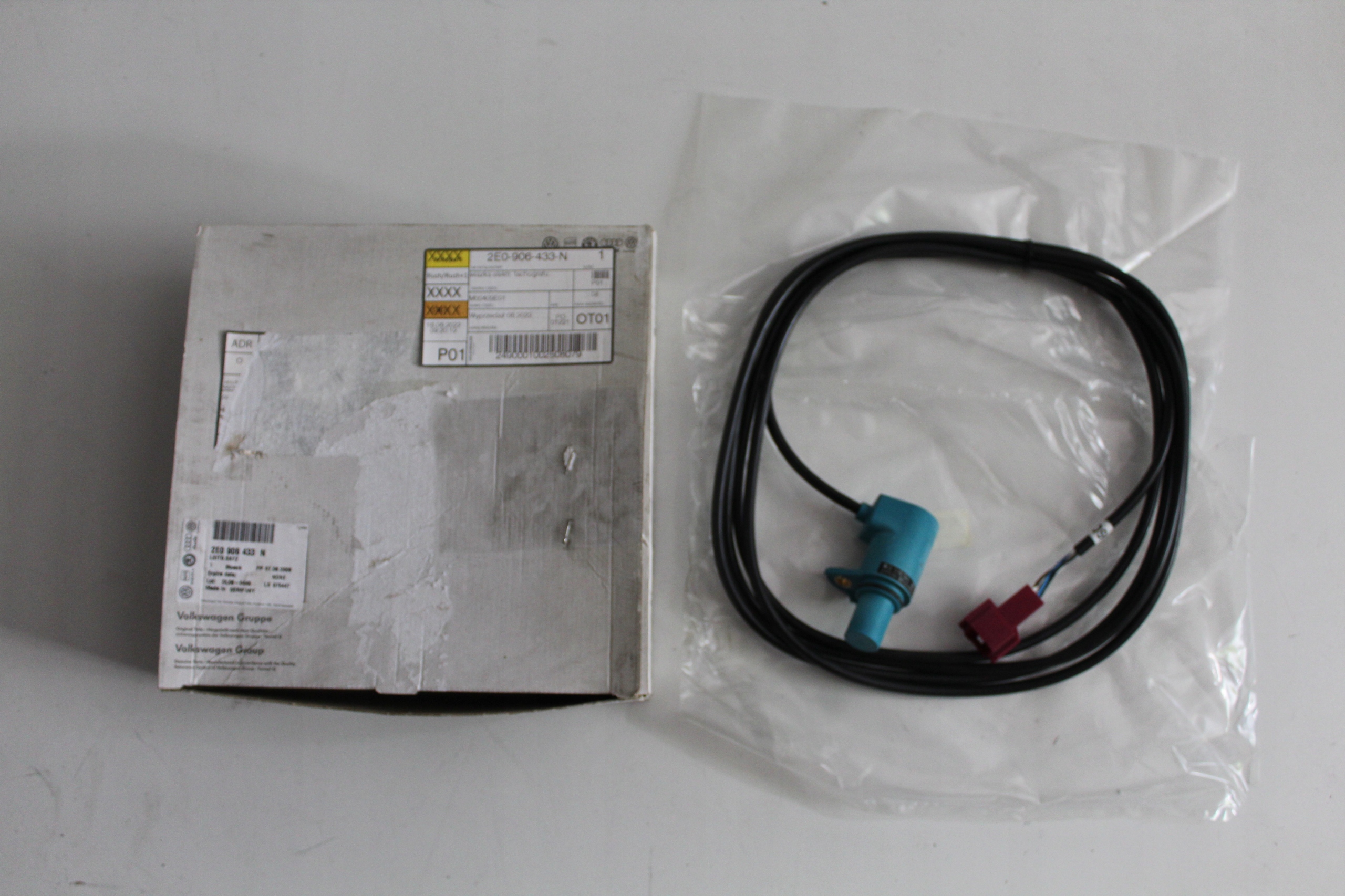 2E0906433N - A0155420617 / 2e0906433 датчик скорости Crafter