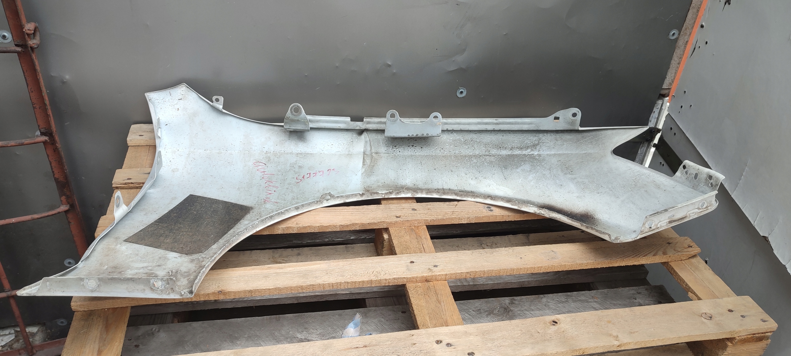 fender left front front LY9C Audi A5 8T original
