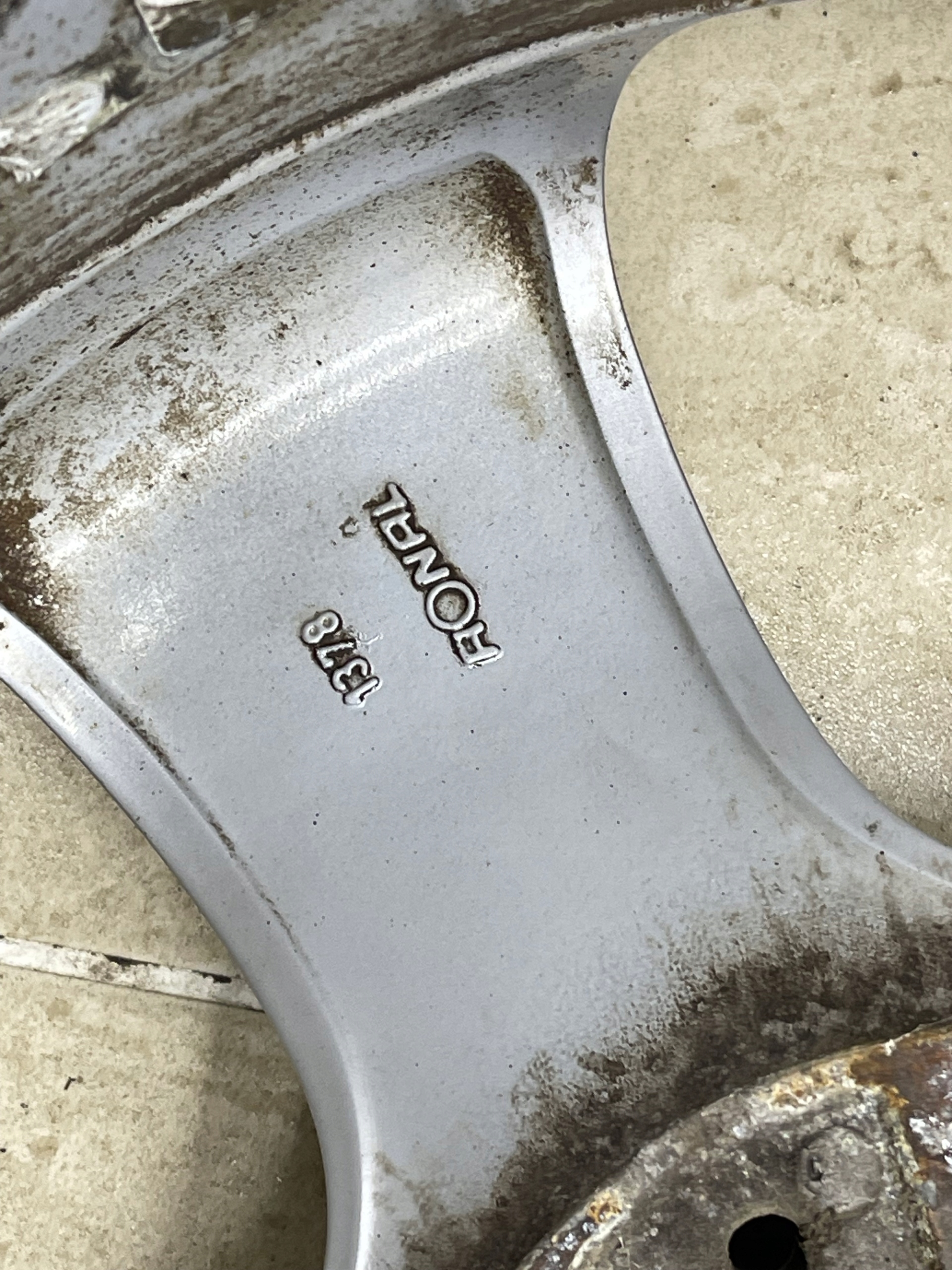 4×disk hliníkový 17 CALI BMW OE 5 E60 E61 7.5" x 17" 5x120 ET 43