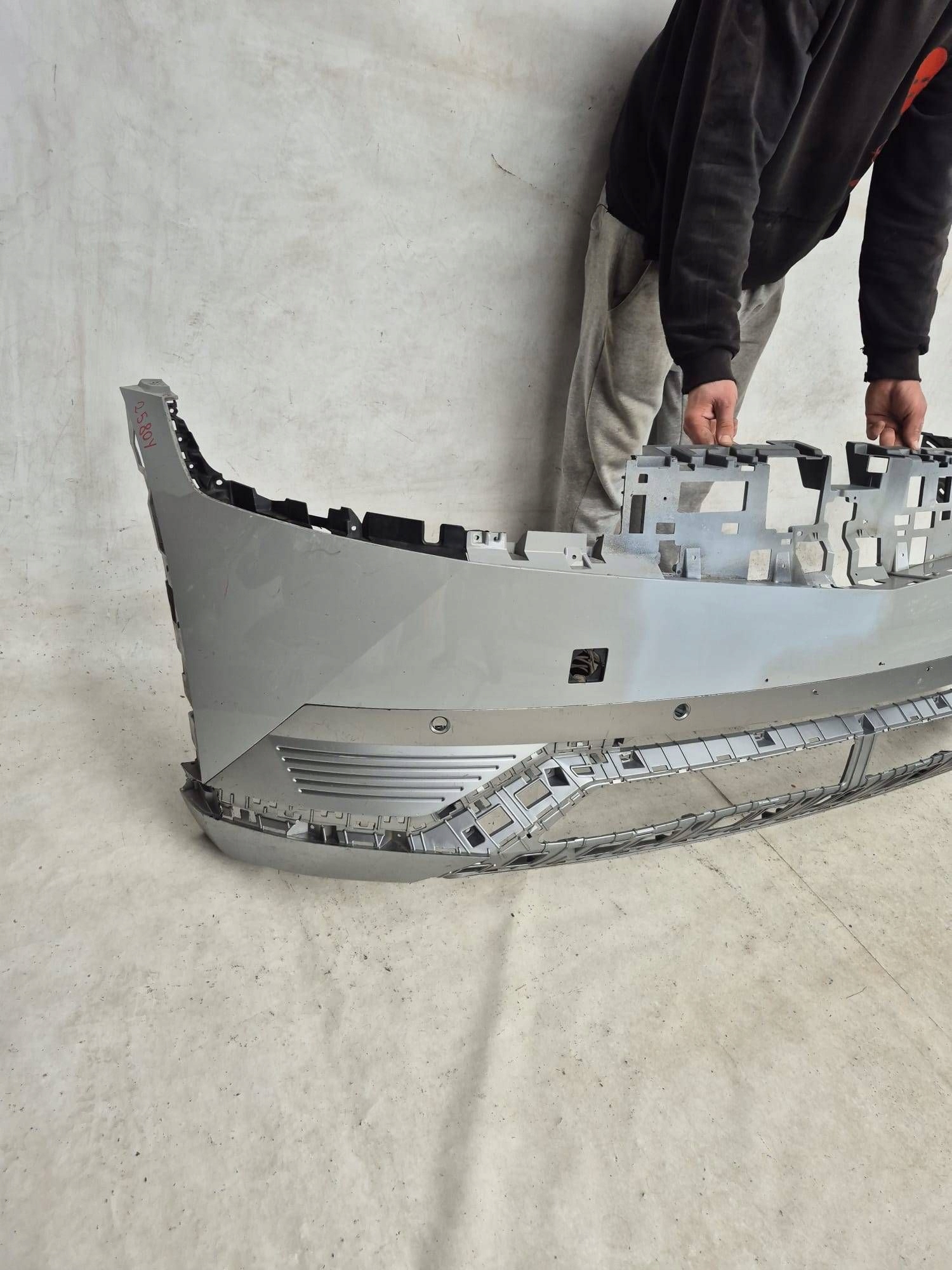 HYUNDAI IONIQ 5 V 21- bumper front front PDC 86511-GI000