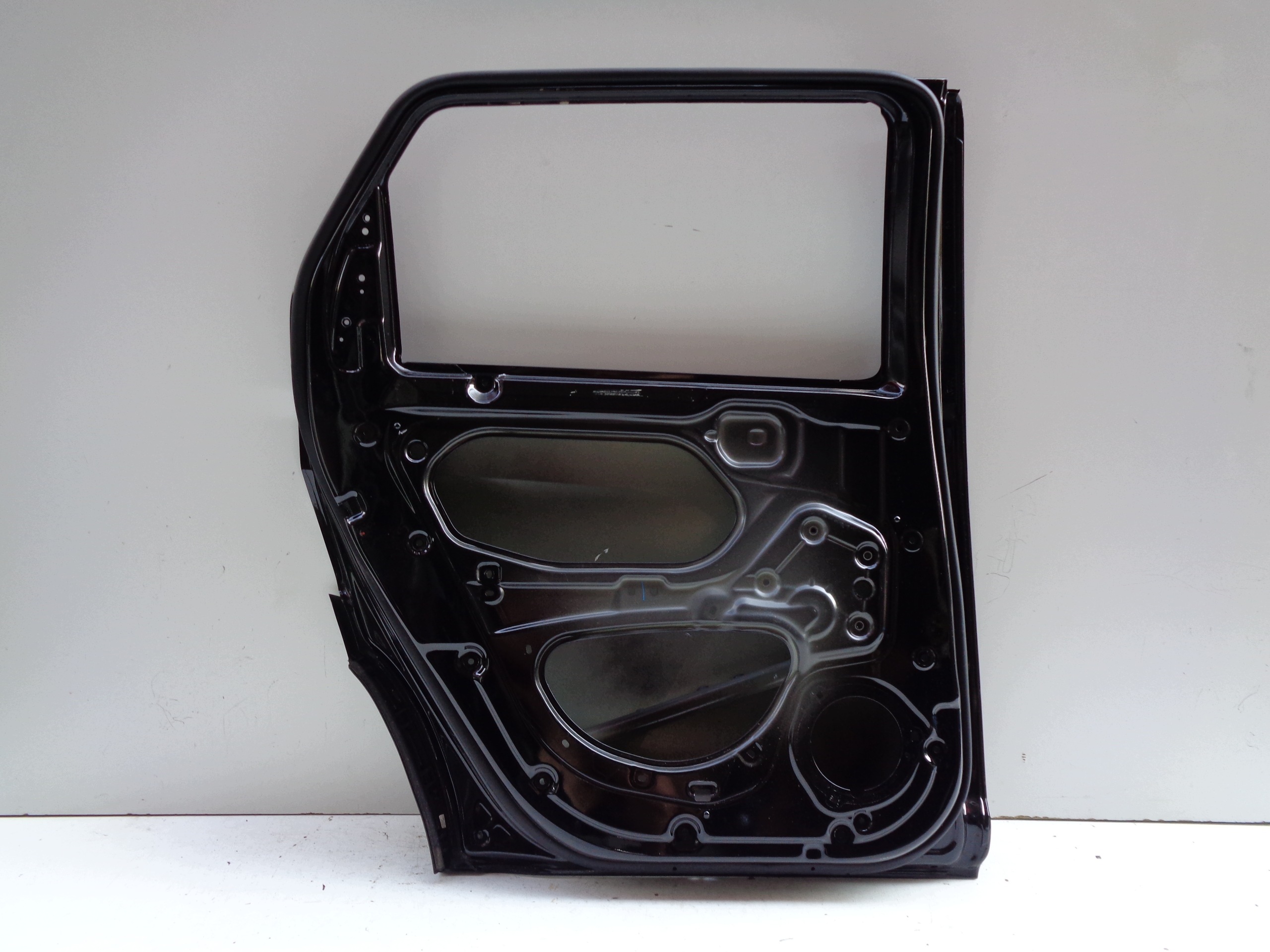 door left rear. HYUNDAI INSTER 25- NR 52817