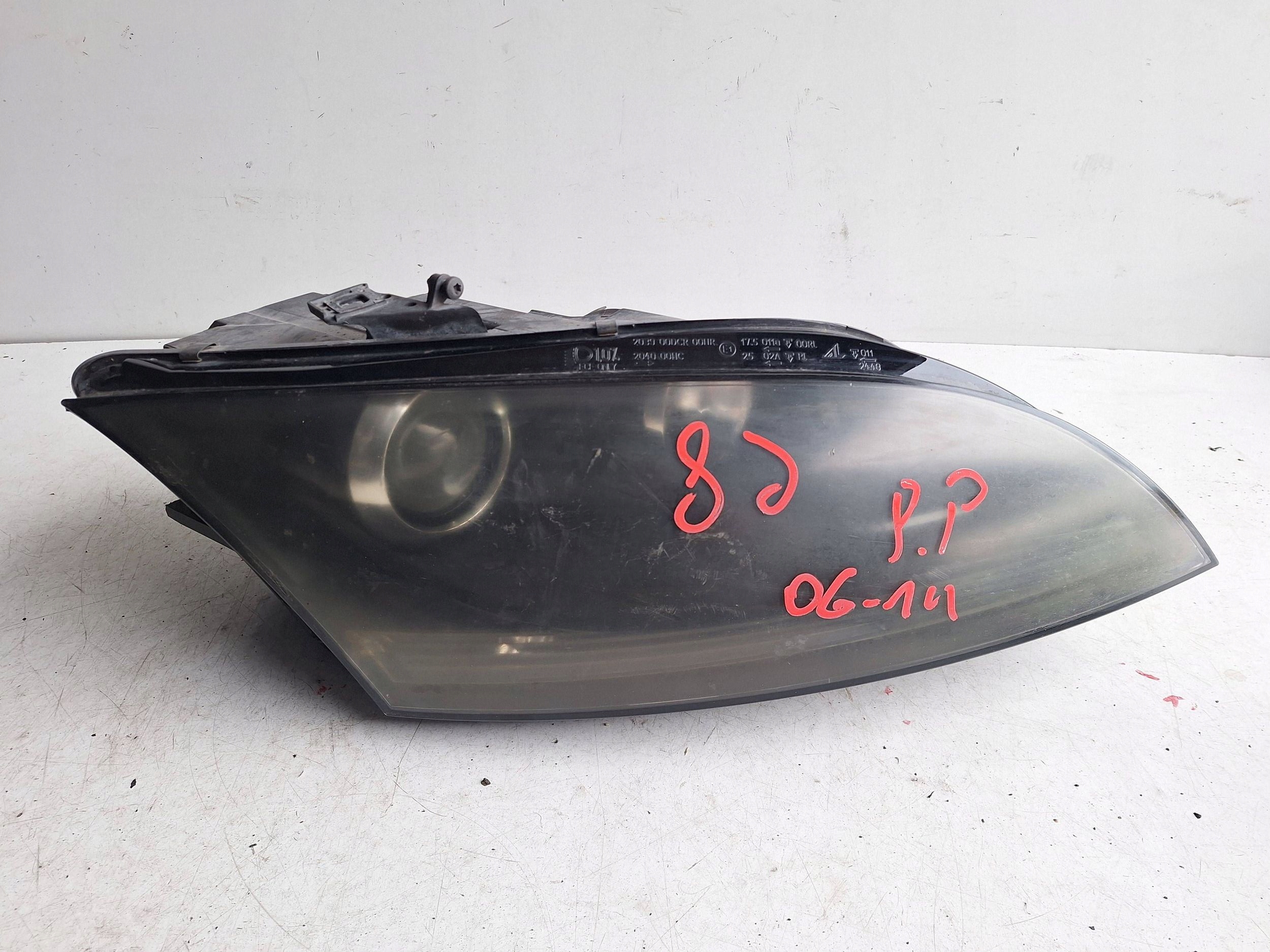 AUDI TT 8J 06-14 light right lens UK-ANGLIK 8J0941004N