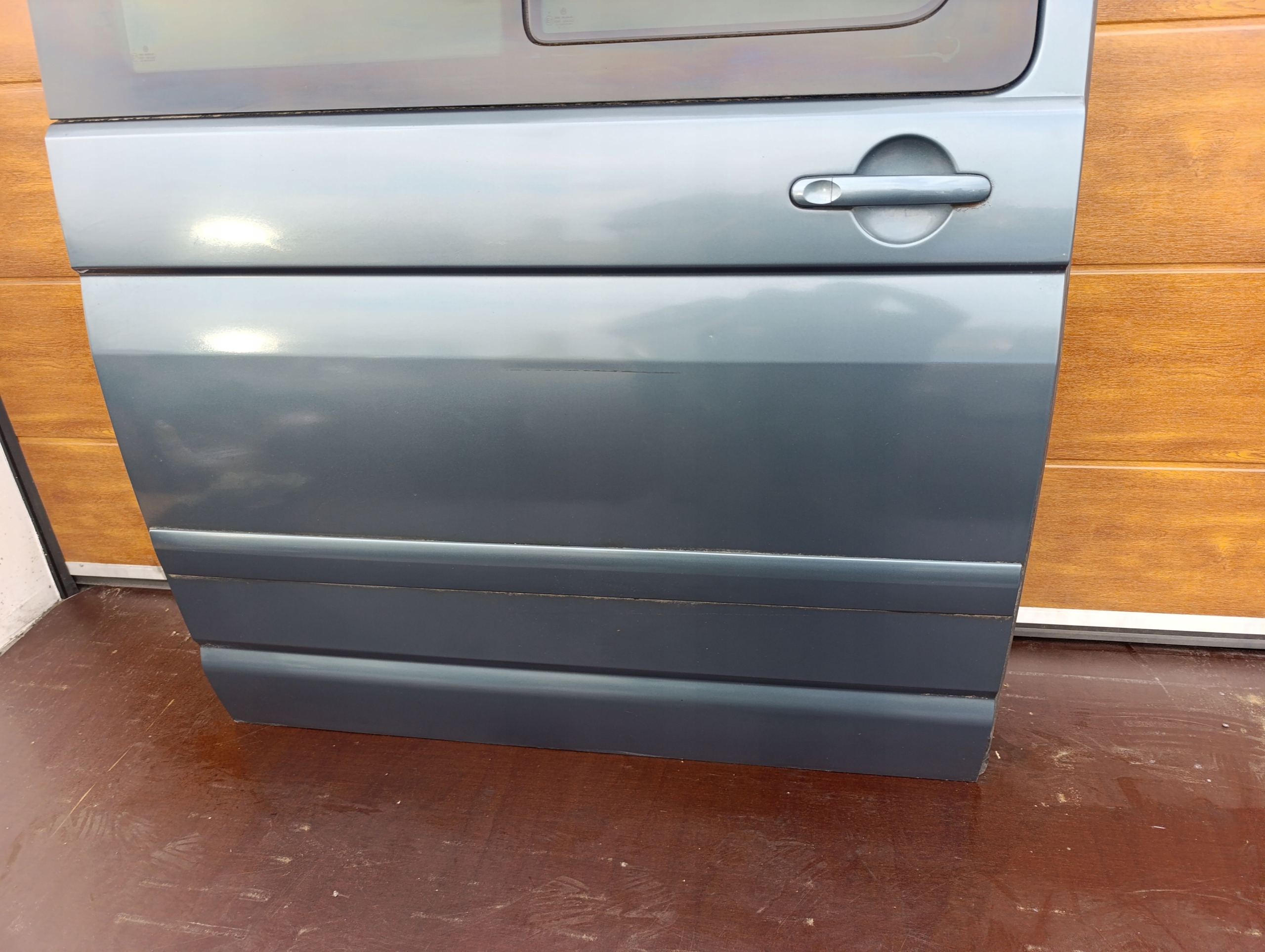 VW T5 door sliding right window LD7U